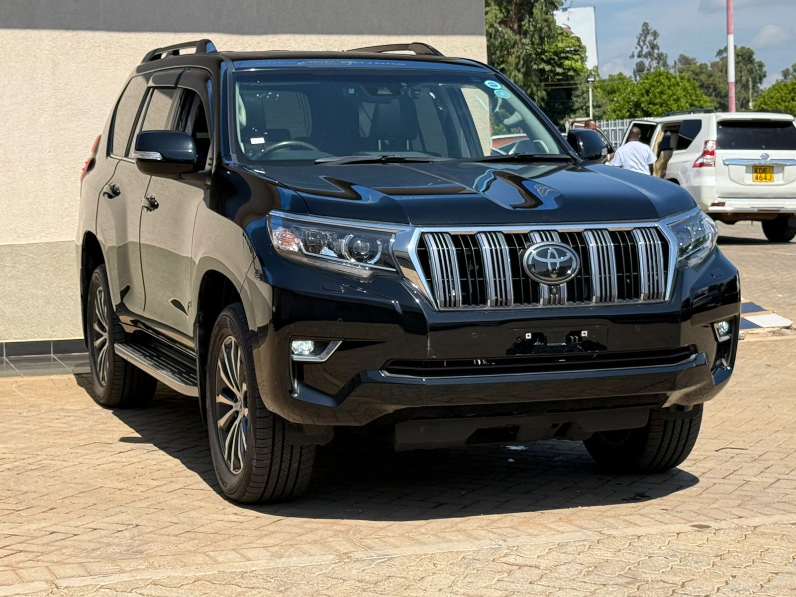 Image of Toyota Prado TZG YOM - 2017