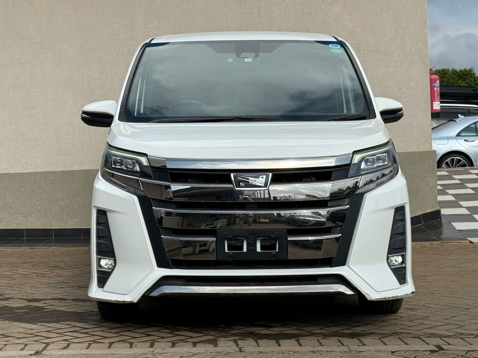 Image of Toyota Noah YOM - 2017