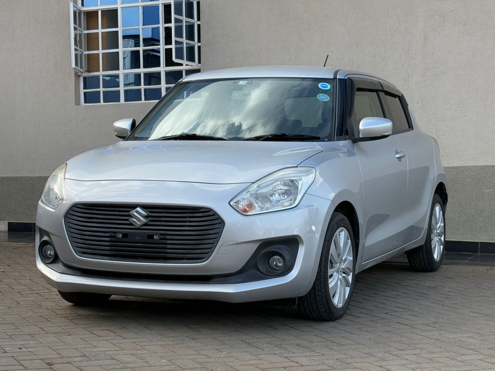 Image of Suzuki Swift YOM - 2017
