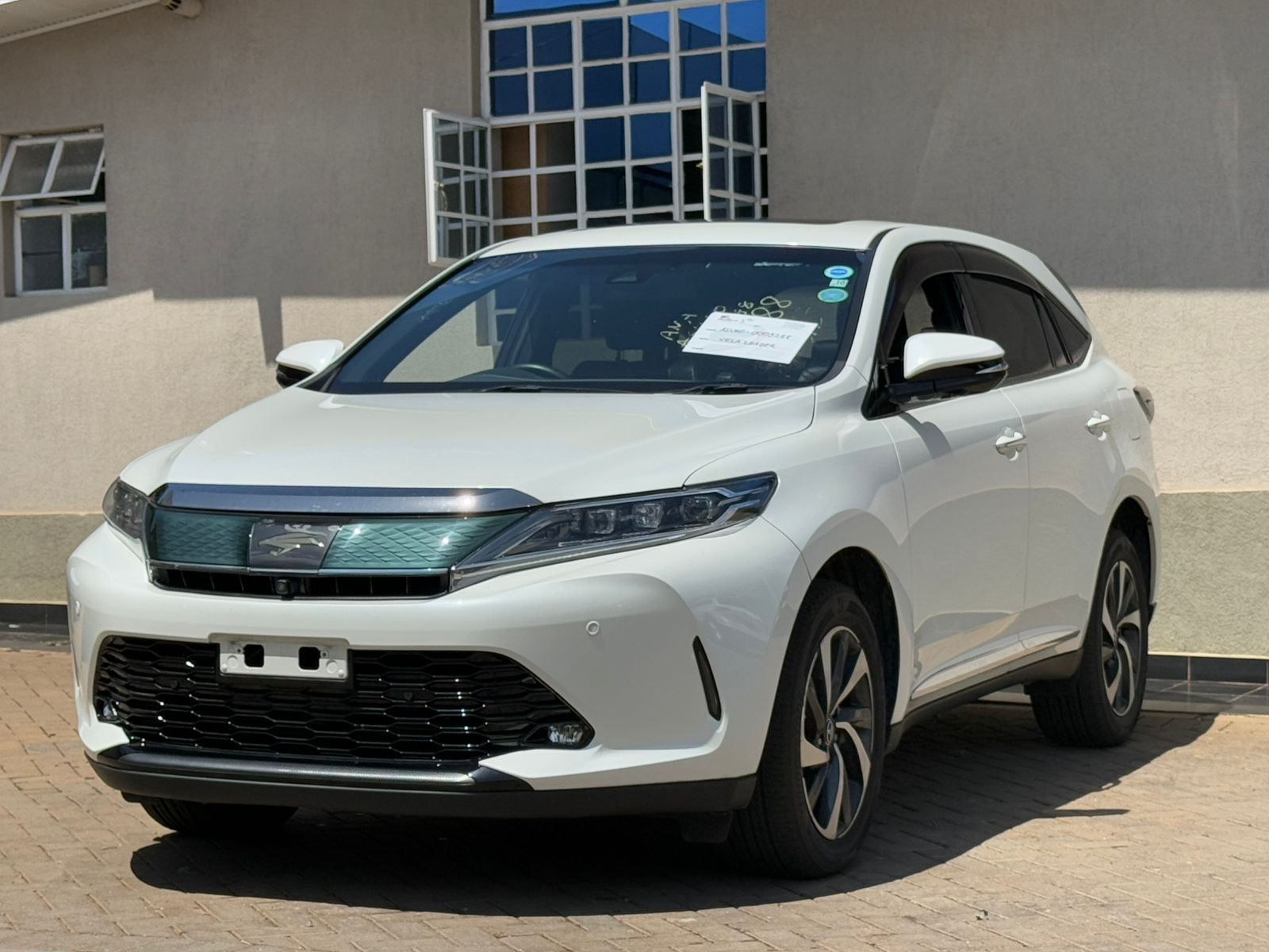 Image of Toyota Harrier Turbo Sunroof YOM - 2017