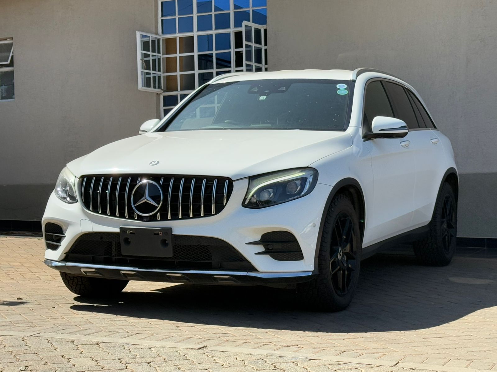 Image of Mercedes-Benz GLC 250 YOM - 2017