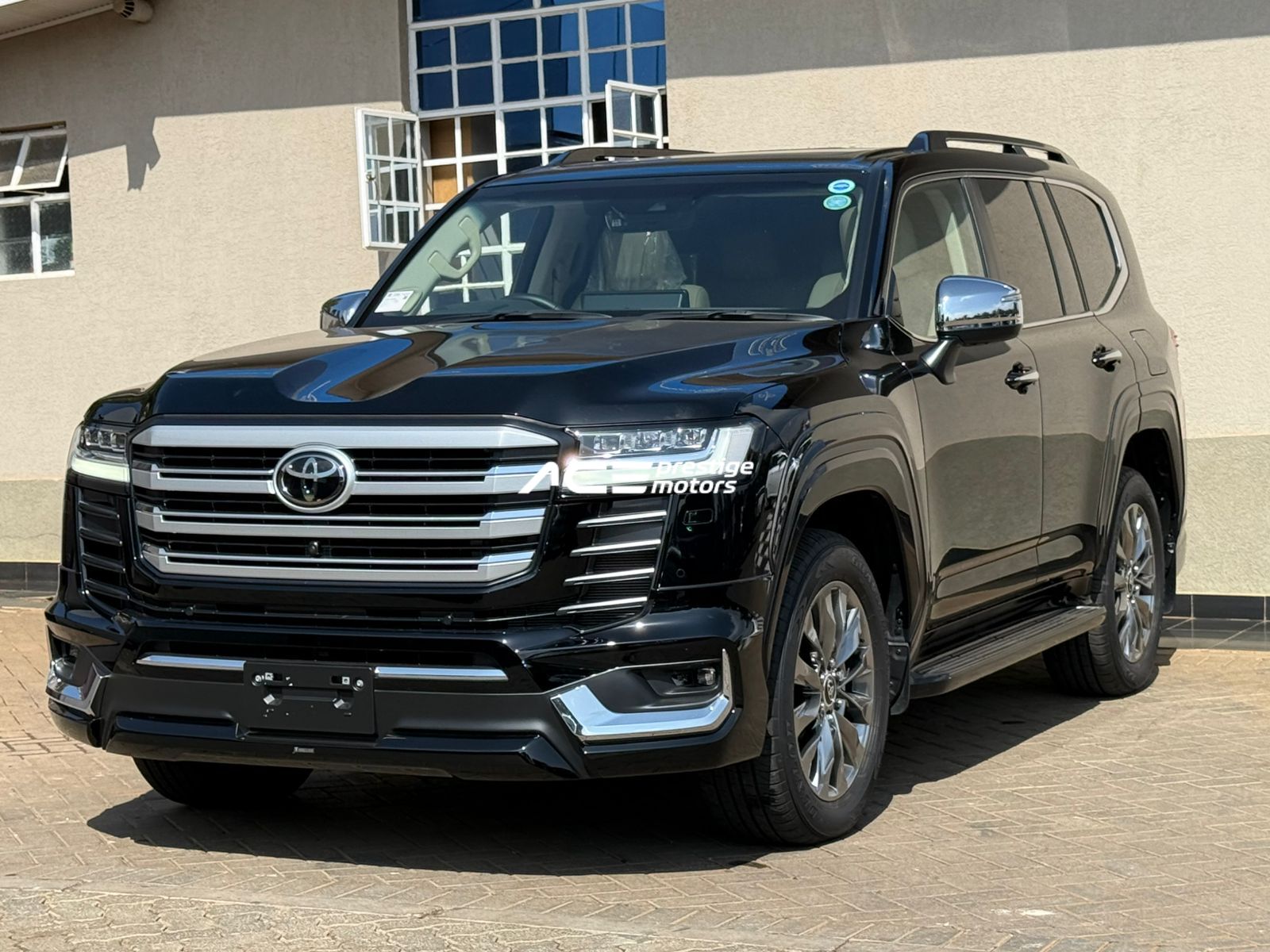 Image of Toyota Land Cruiser LC300 YOM - 2023