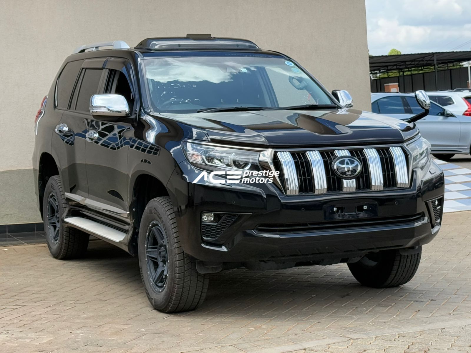Image of Toyota Land Cruiser Prado TXL YOM - 2020