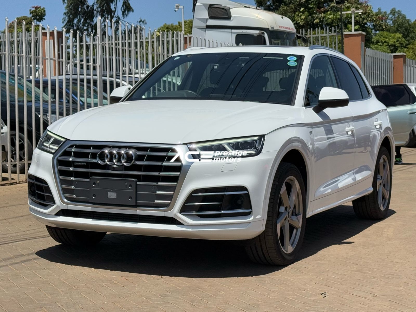 Image of Audi Q5 S line/Panoramic Sunroof YOM - 2018
