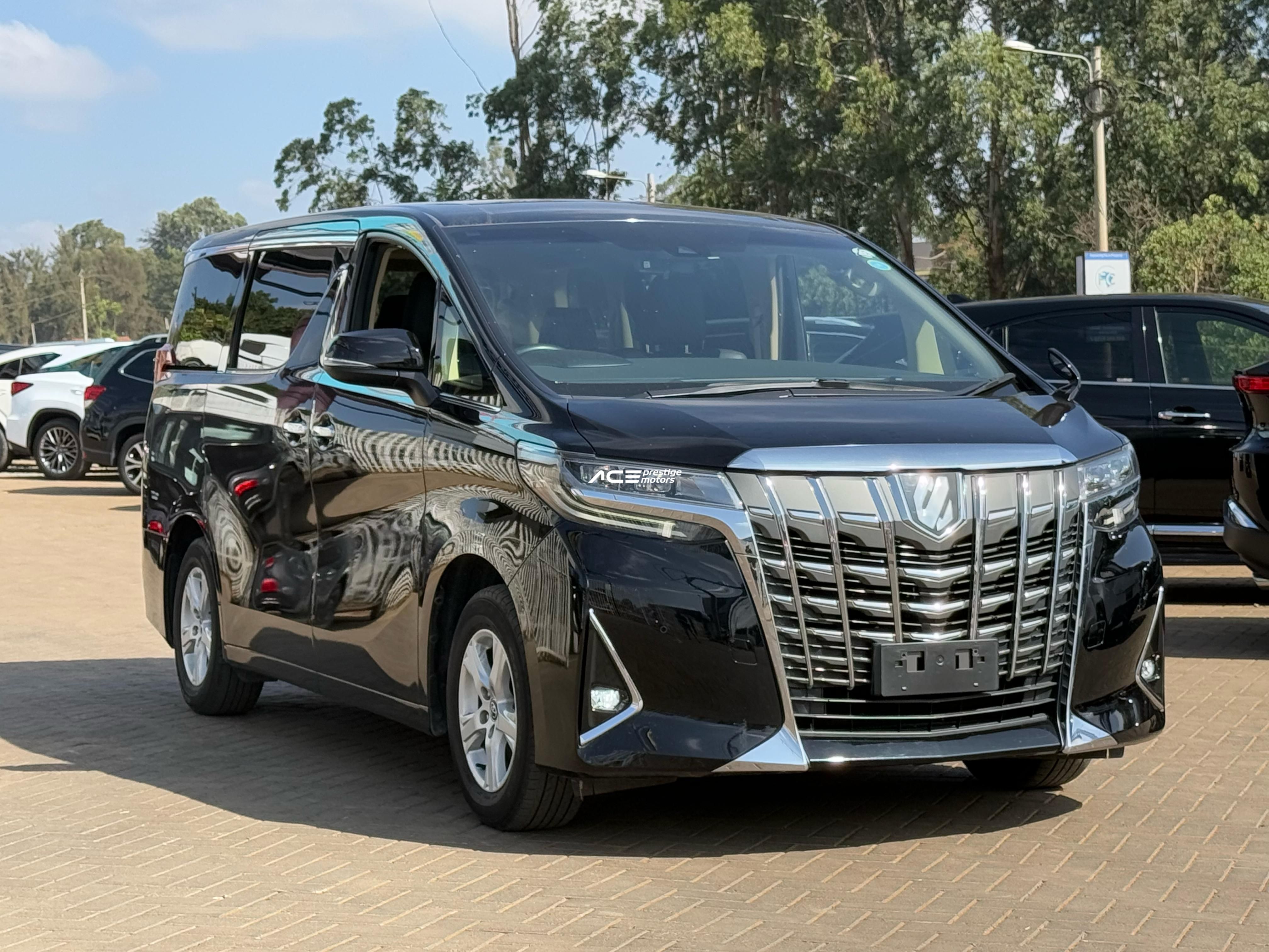 Image of Toyota Alphard YOM - 2017