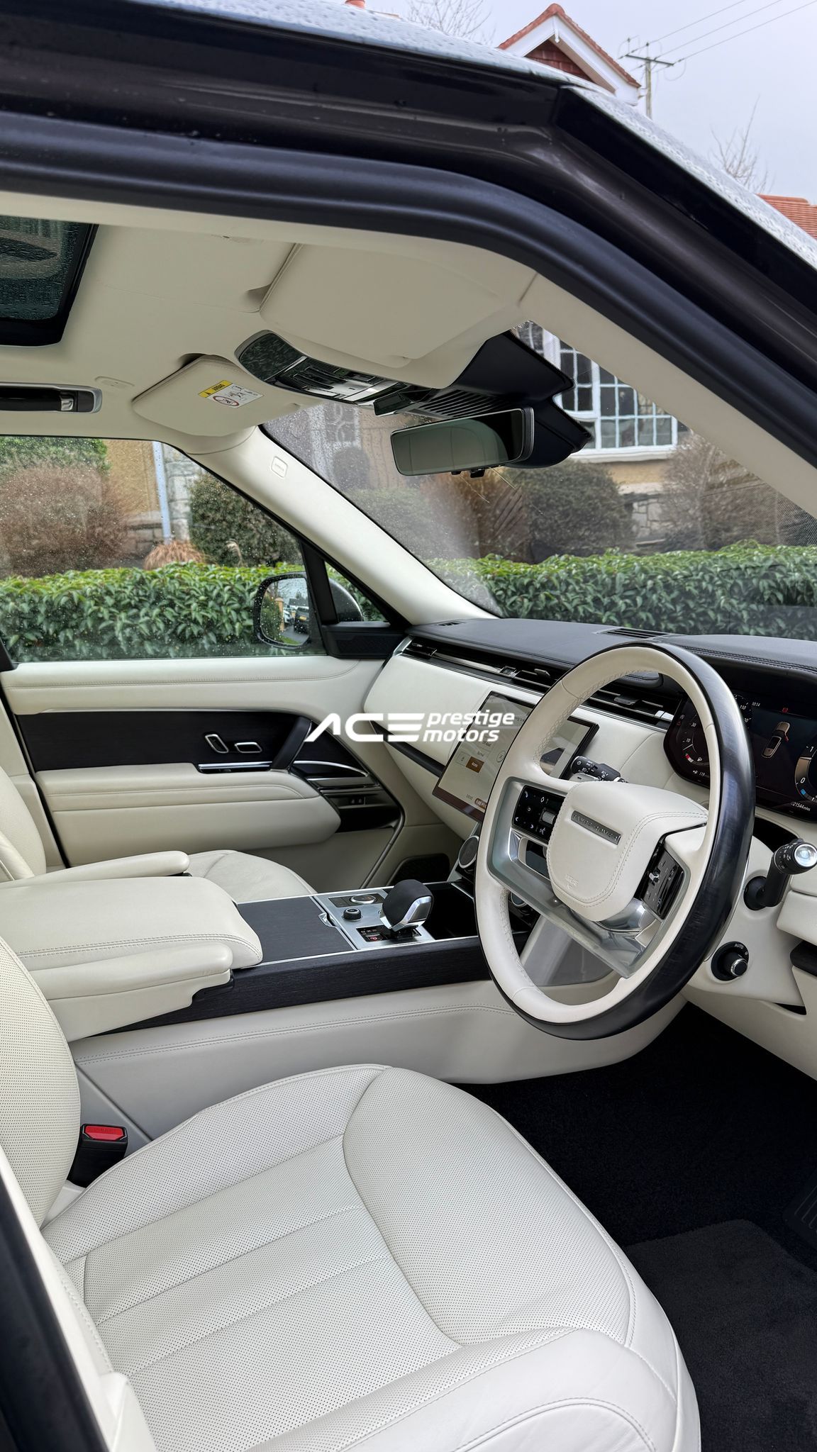 Image of Range Rover Vogue D350 Autobiography LWB YOM - 2022