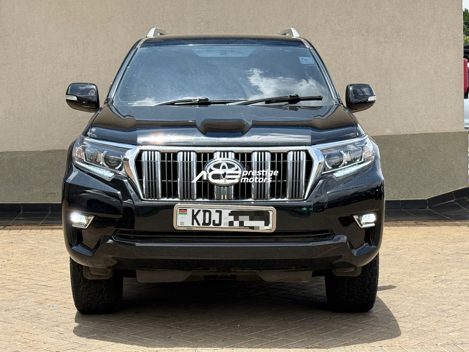 Image of  Toyota Land Cruiser Prado TX YOM - 2011