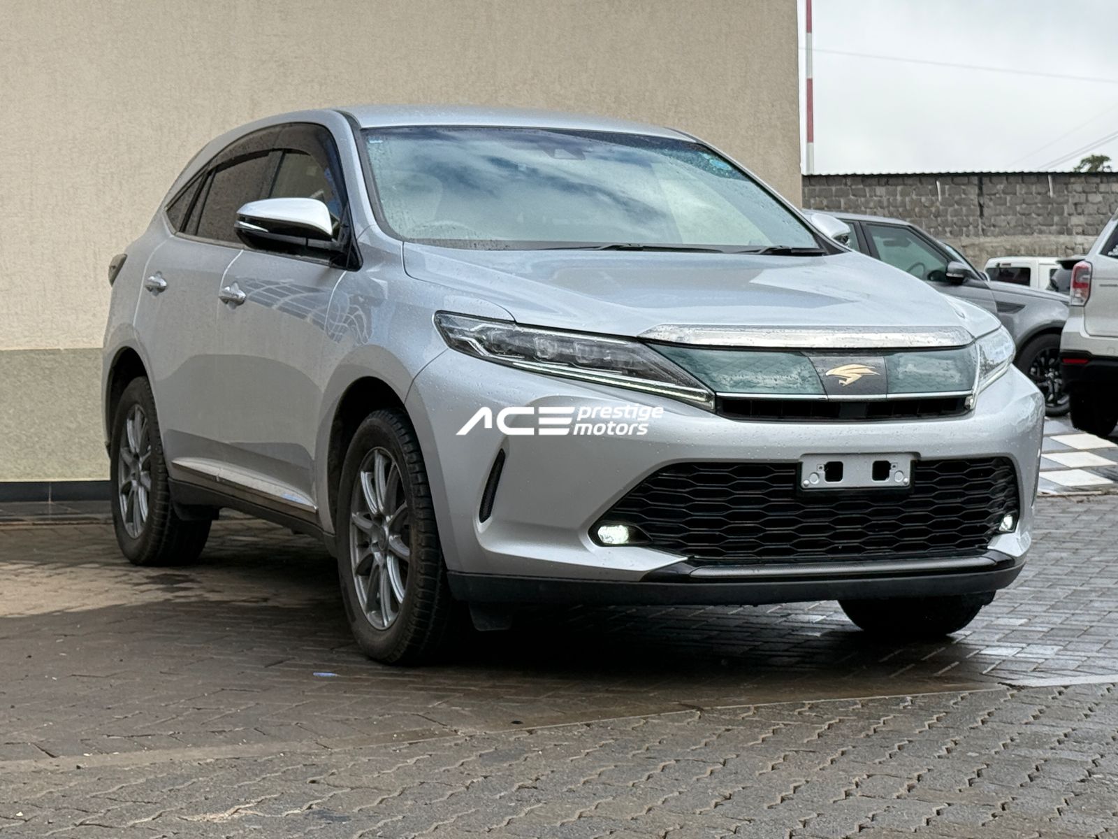 Image of Toyota Harrier Turbo YOM - 2017
