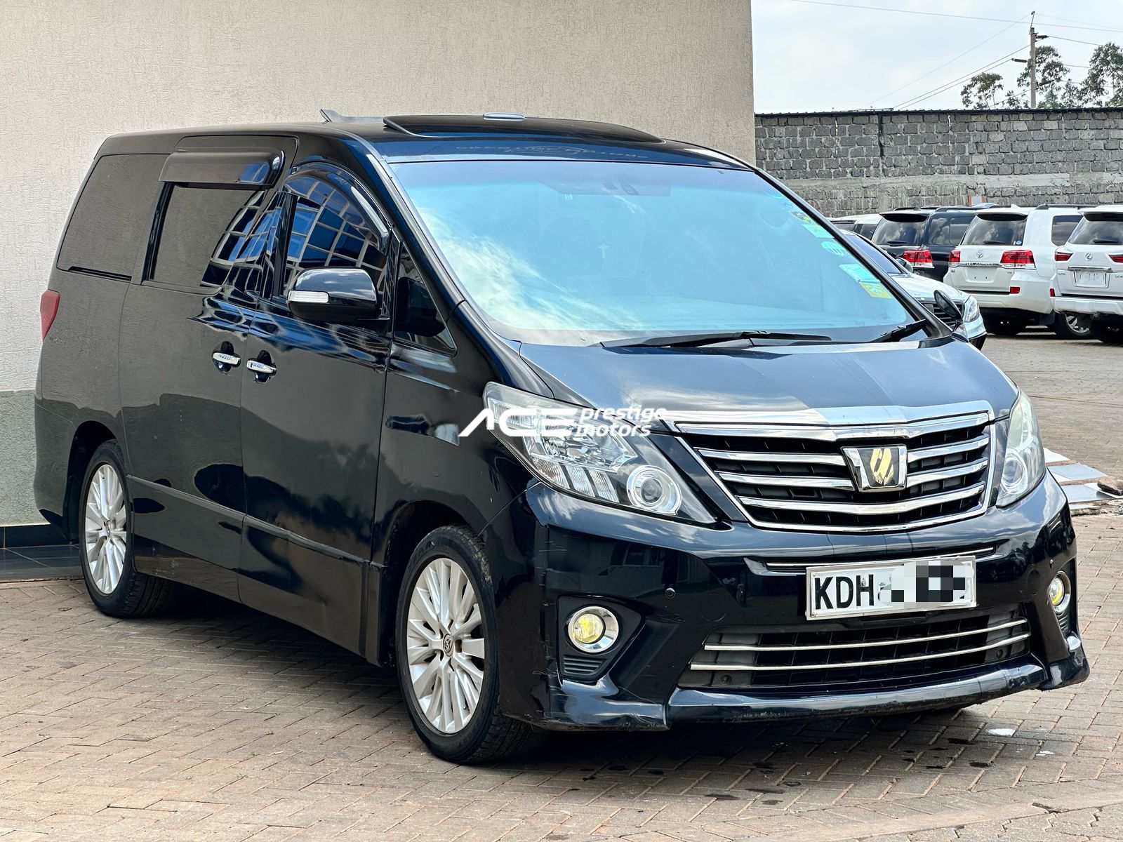 Image of Toyota Alphard YOM - 2014
