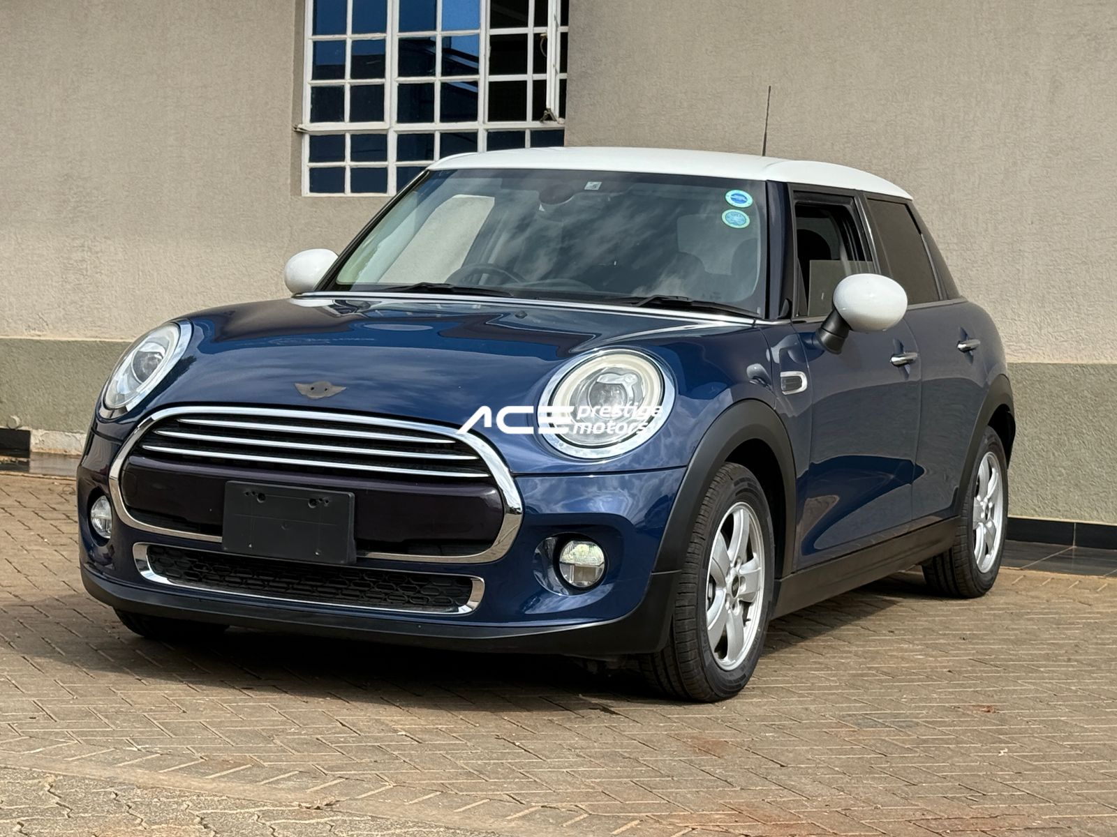Image of Mini Cooper YOM - 2018