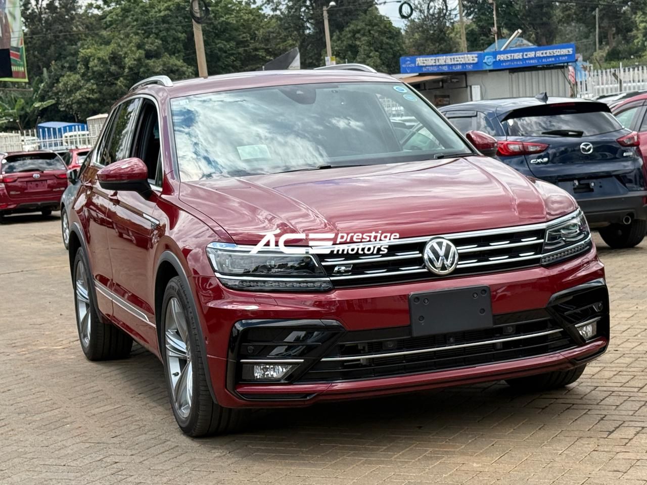 Image of Volkswagen Tiguan R-Line YOM - 2018