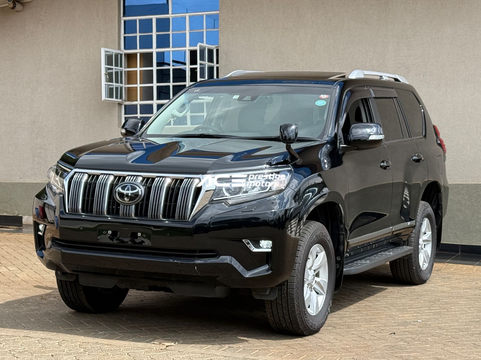 Image of Toyota Land Cruiser Prado TX YOM - 2017