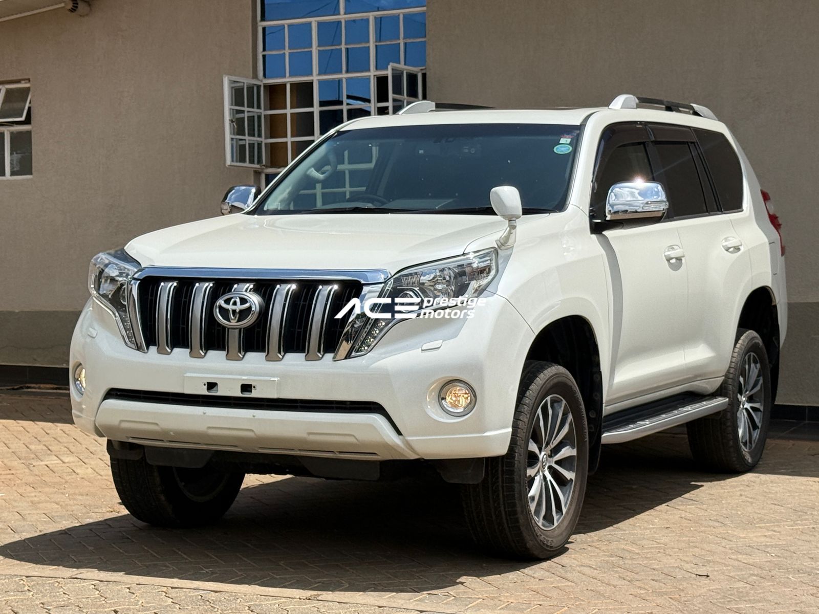 Image of Toyota Land Cruiser Prado YOM - 2017