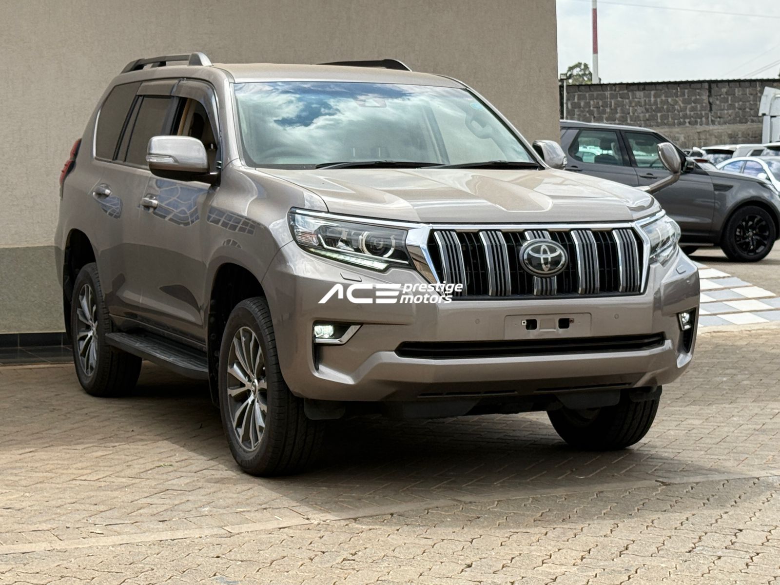 Image of Toyota Land Cruiser Prado TX YOM - 2018