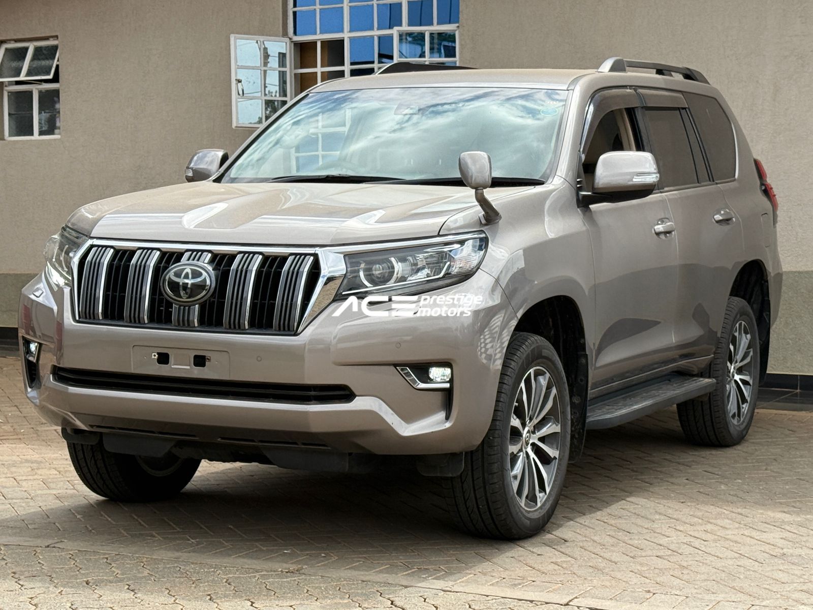 Image of Toyota Land Cruiser Prado TX YOM - 2018