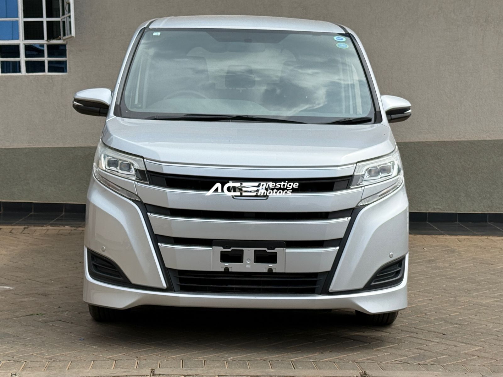 Image of Toyota Noah YOM - 2018