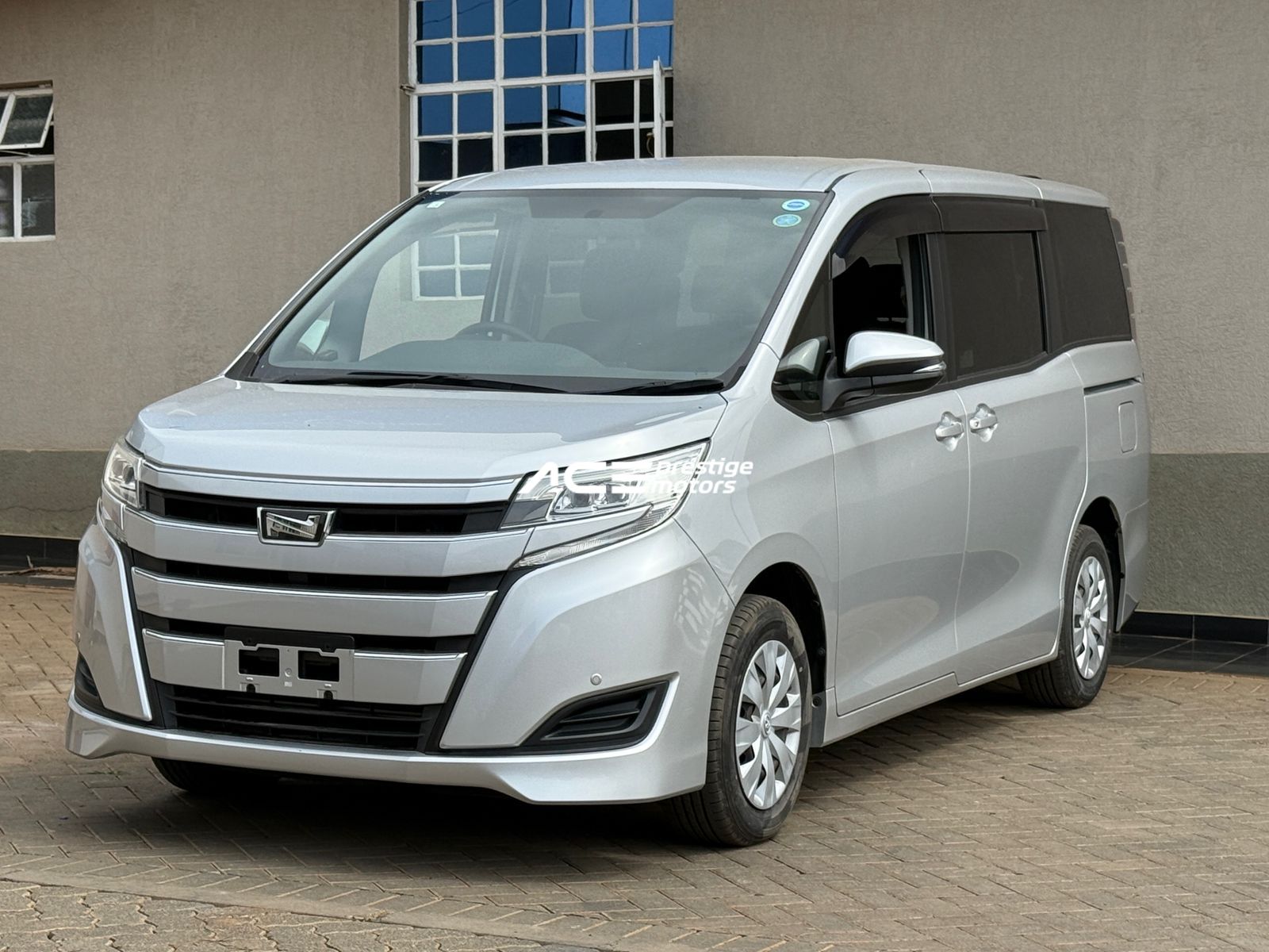 Image of Toyota Noah YOM - 2018