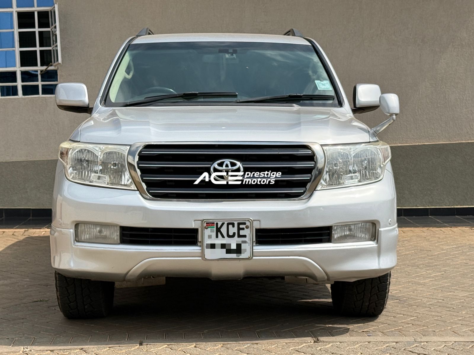 Image of Toyota Land Cruiser LC200 YOM - 2008