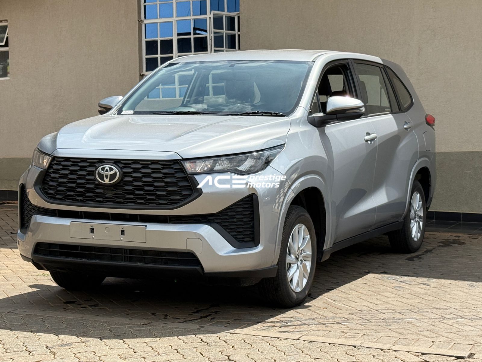 Image of Toyota Innova Hycross YOM - 2024