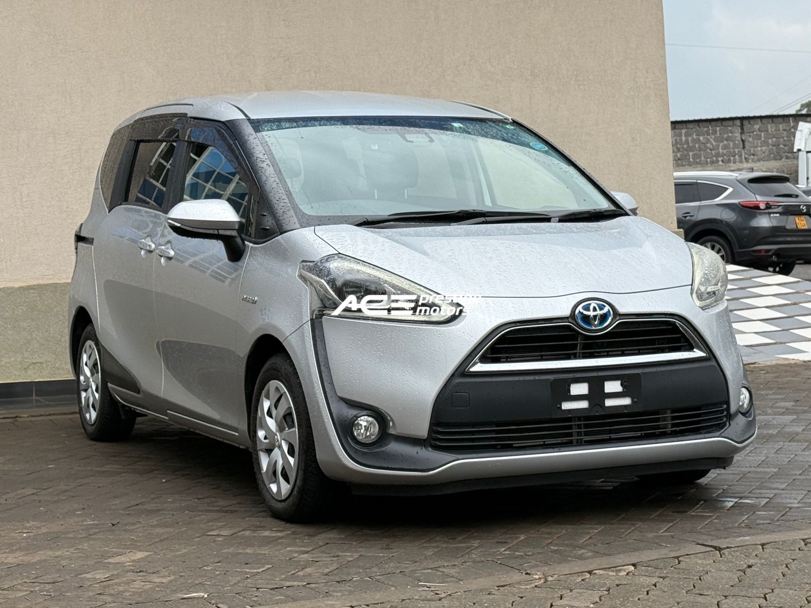 Image of Toyota Sienta Hybrid YOM - 2018