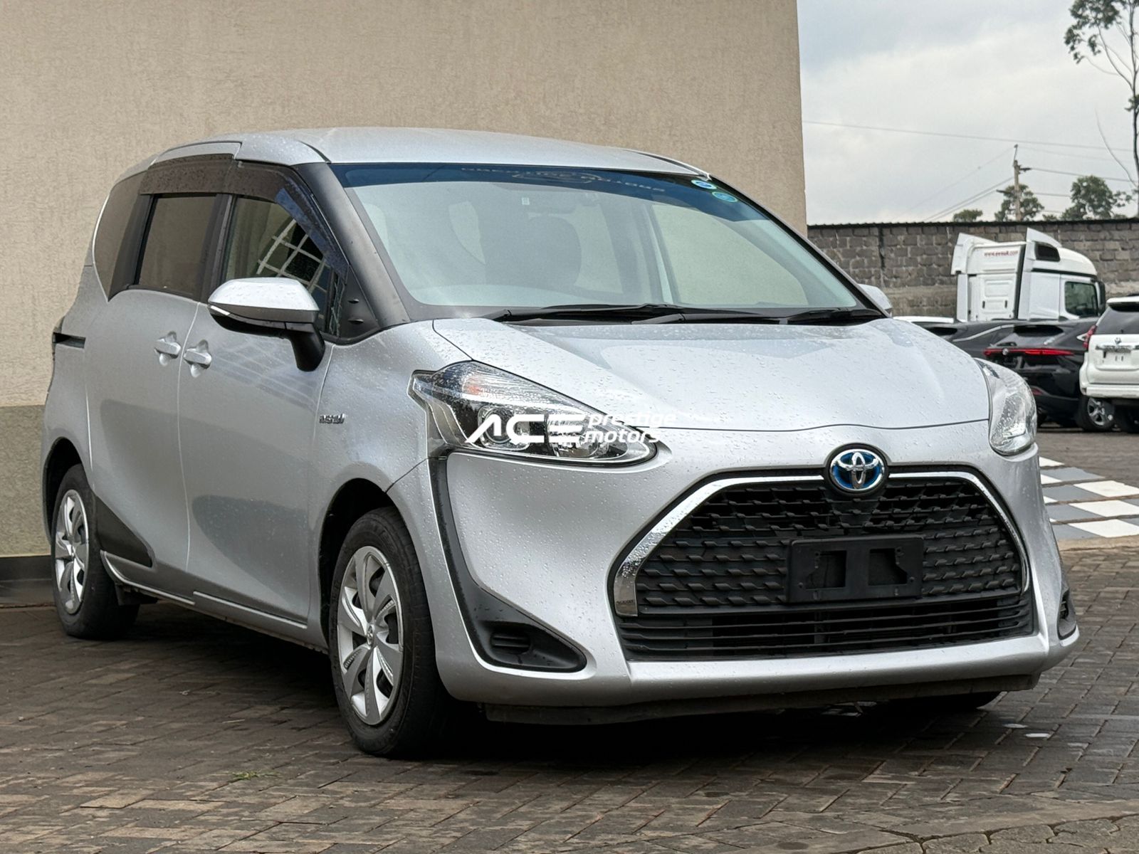 Image of Toyota Sienta Hybrid YOM - 2019