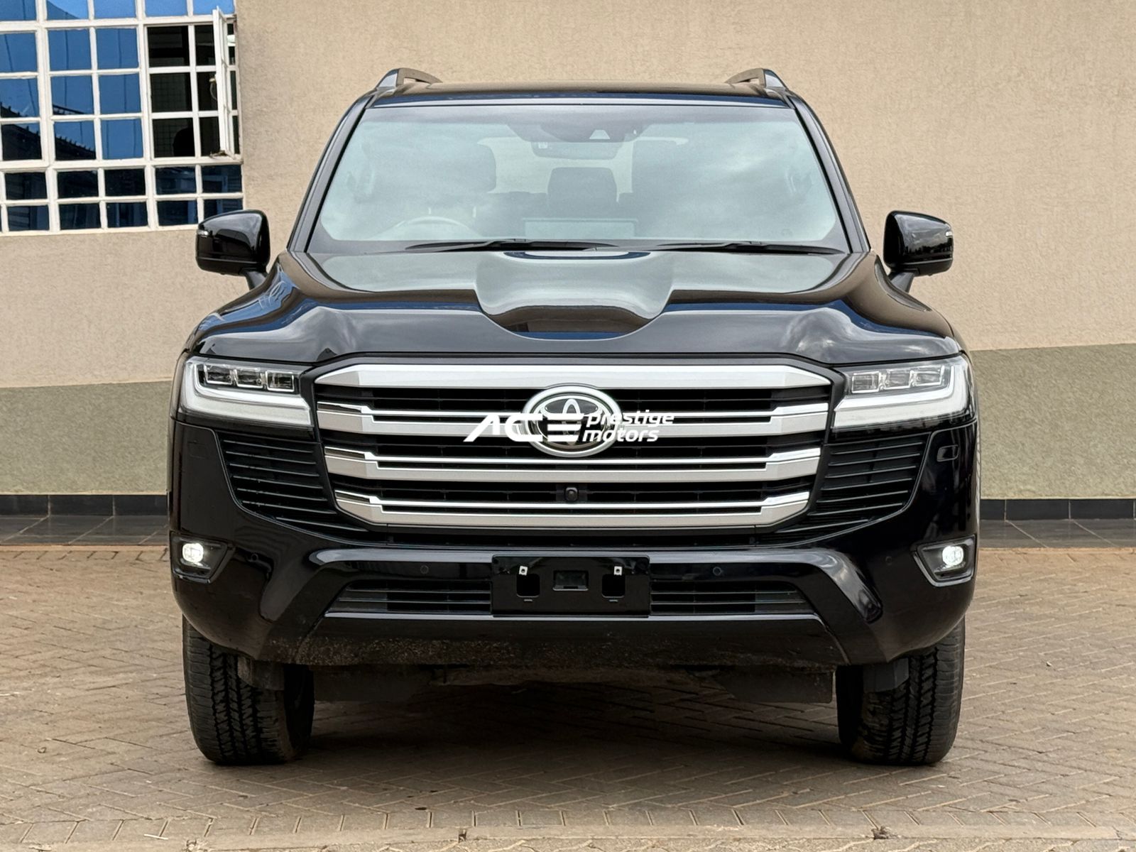 Image of Toyota Land Cruiser LC300 YOM - 2021