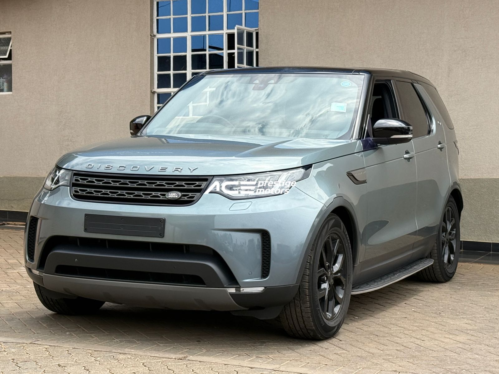 Image of Land Rover Discovery V HSE YOM - 2018