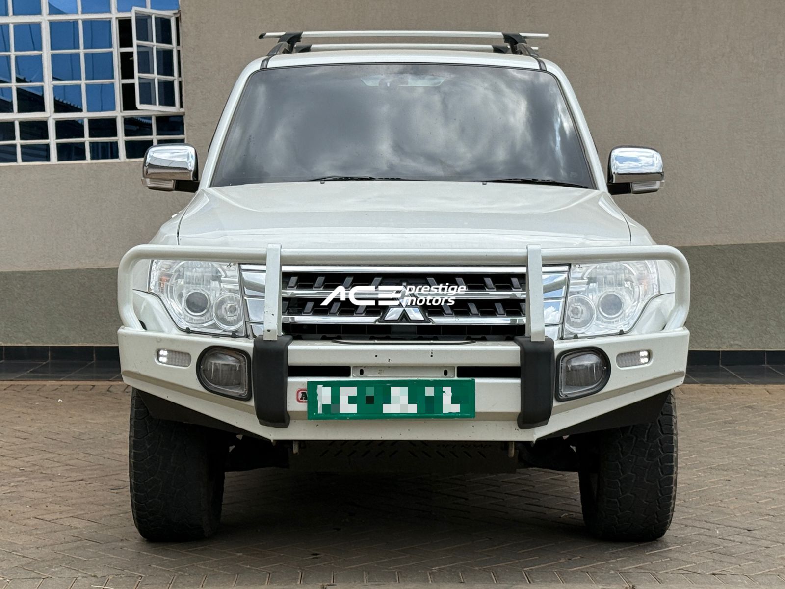 Image of Mitsubishi Pajero  YOM - 2018