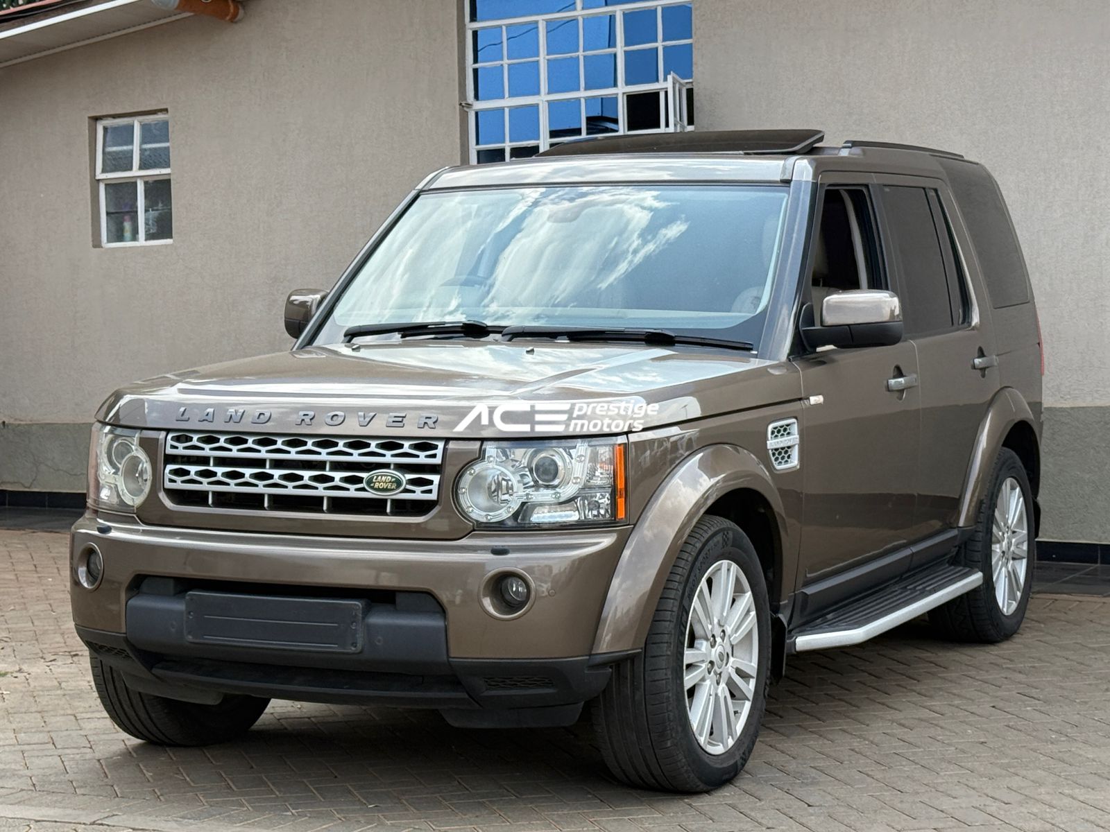Image of Land Rover Discovery IV HSE YOM - 2010