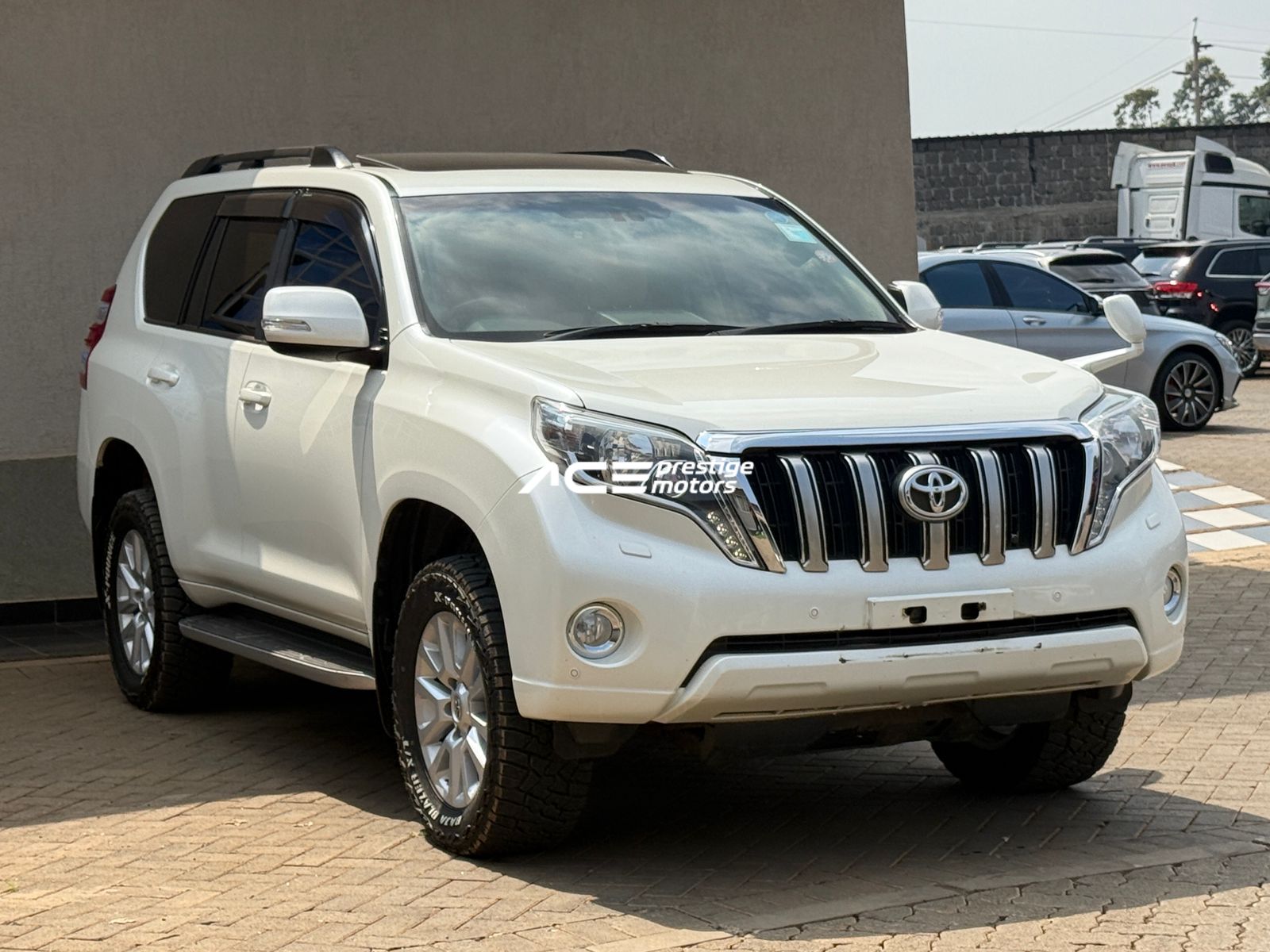 Image of Toyota Land Cruiser Prado TZG YOM - 2015