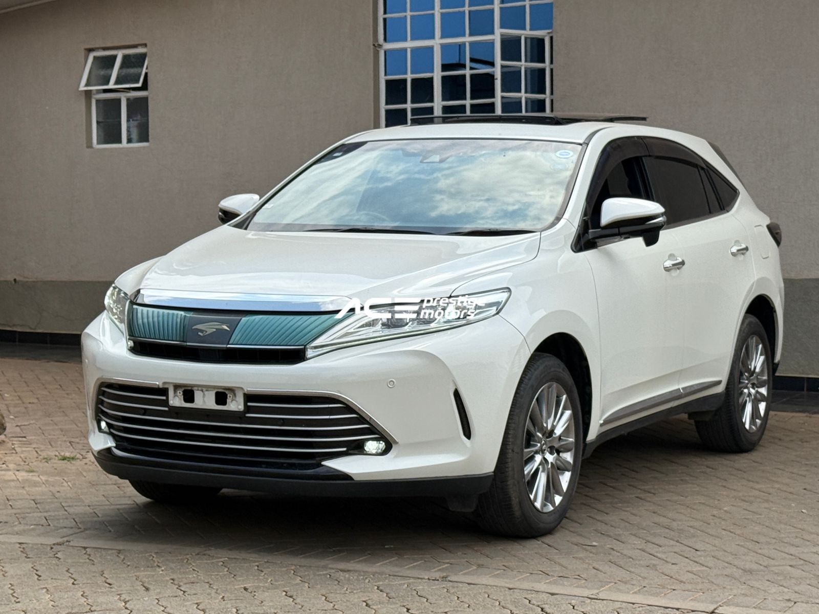 Image of Toyota Harrier YOM - 2018