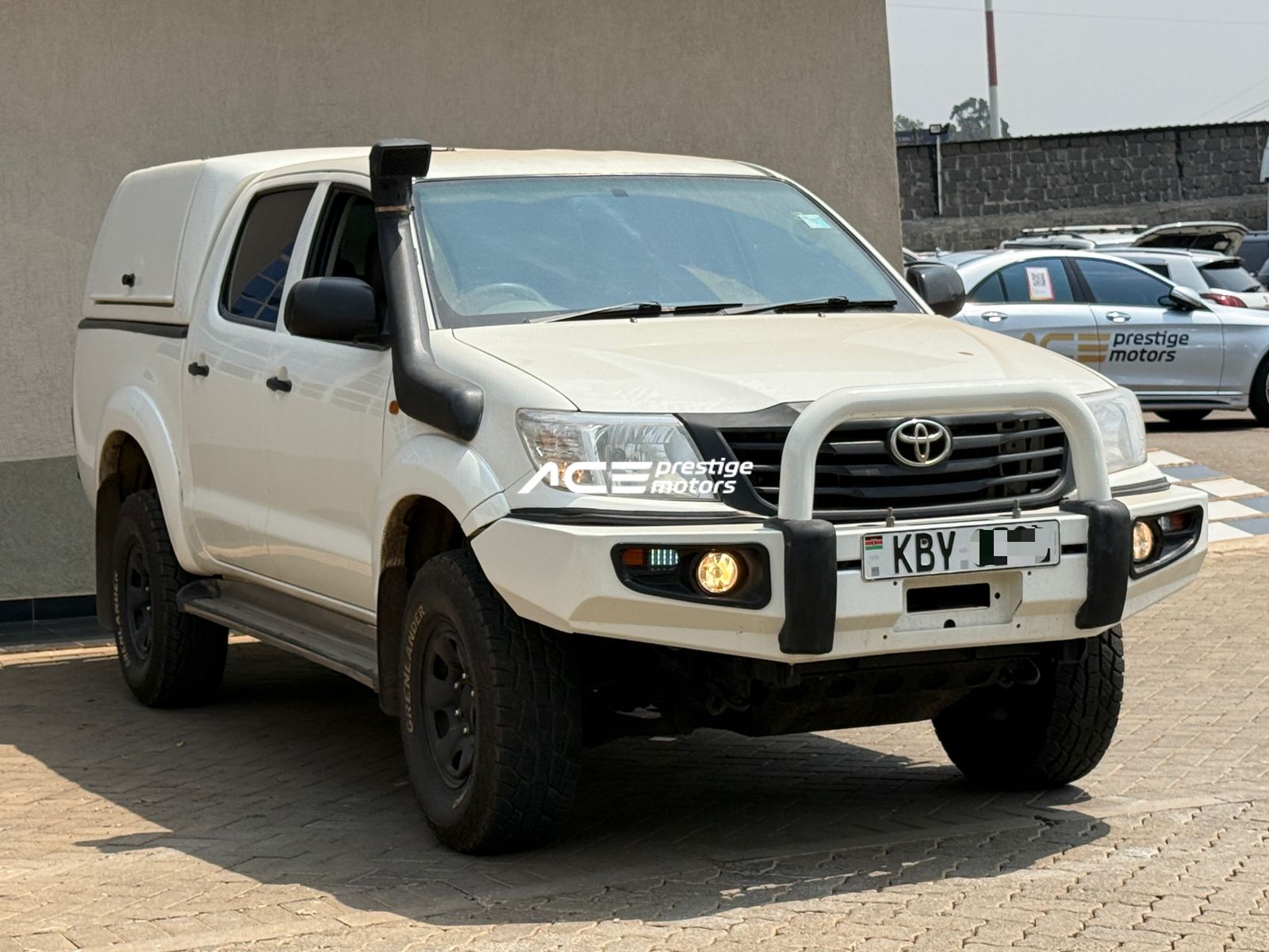 Image of Toyota Hilux YOM - 2013