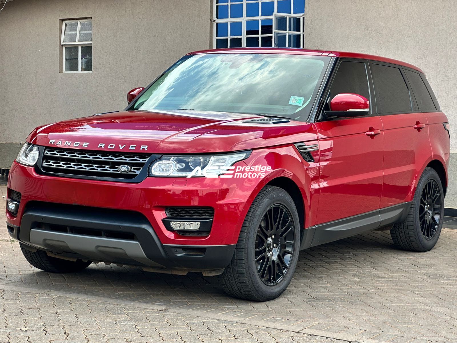 Image of Range Rover Sport SE YOM - 2016