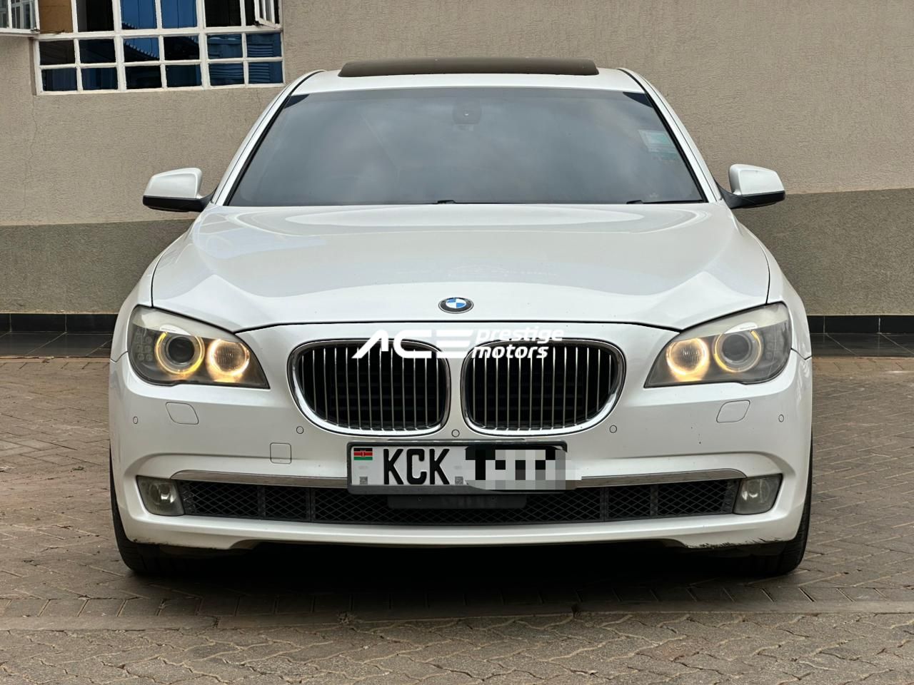 Image of BMW 740i YOM - 2009