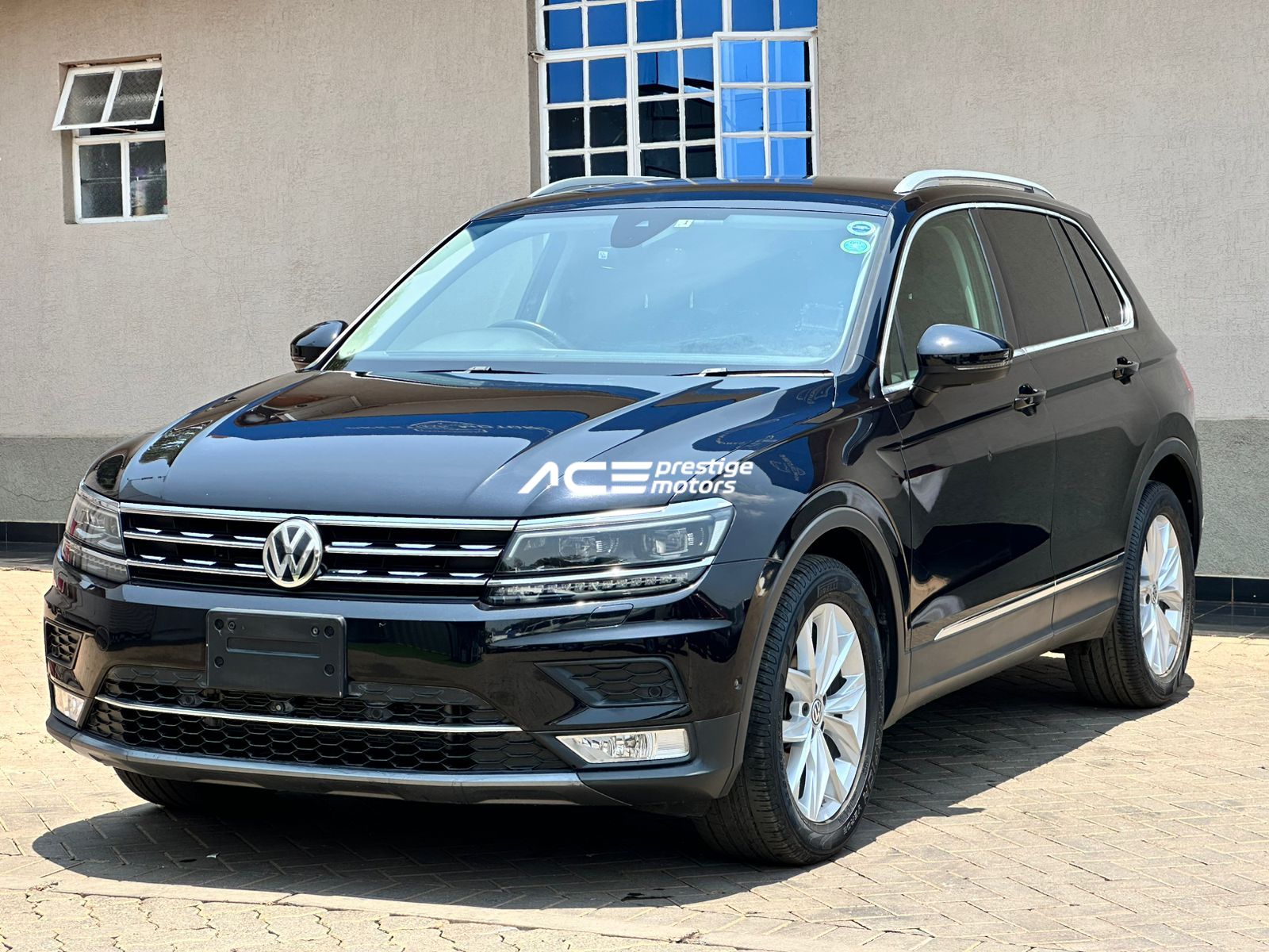 Image of Volkswagen Tiguan YOM - 2017
