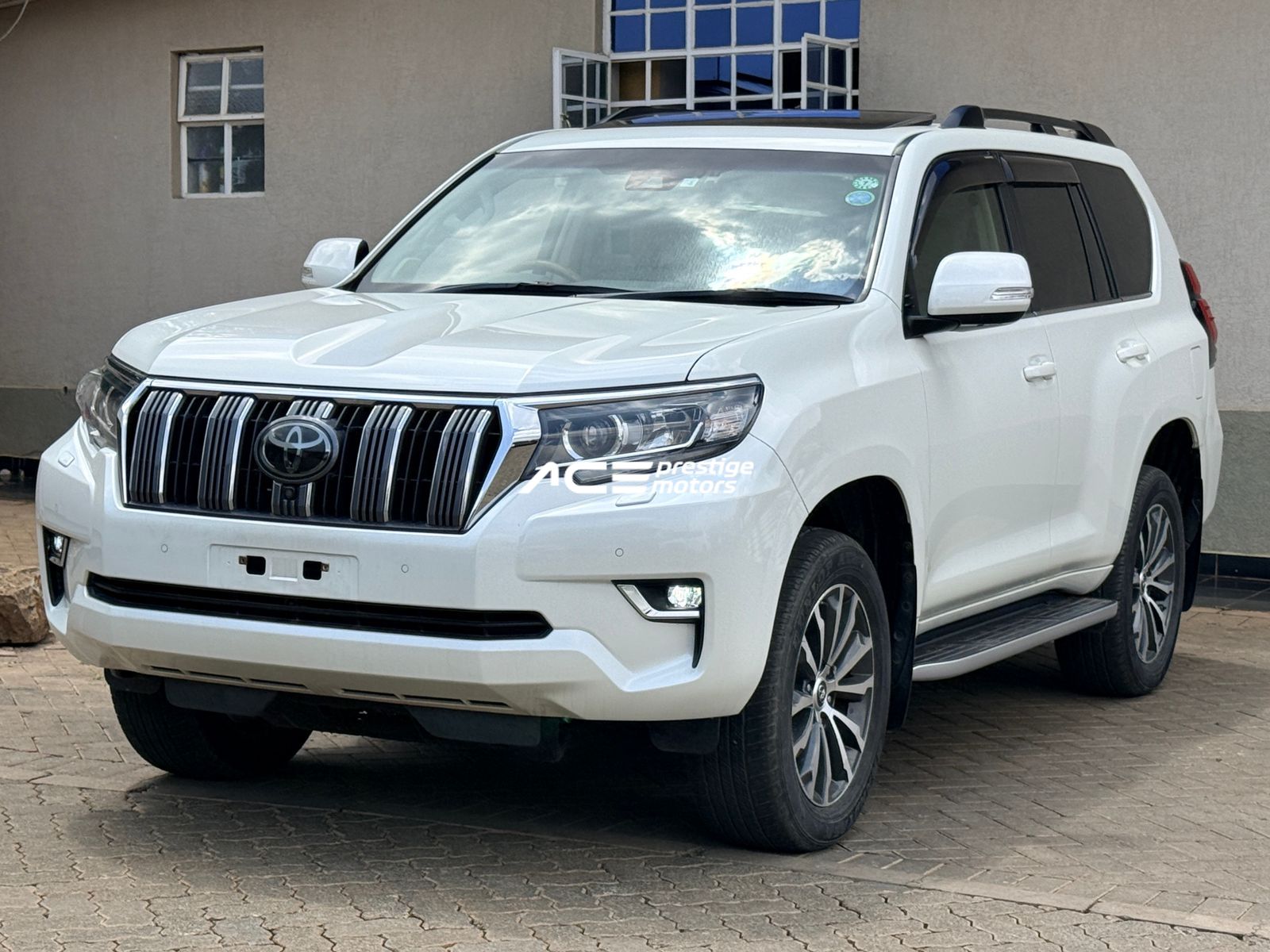 Image of Toyota Land Cruiser Prado TZG YOM - 2018