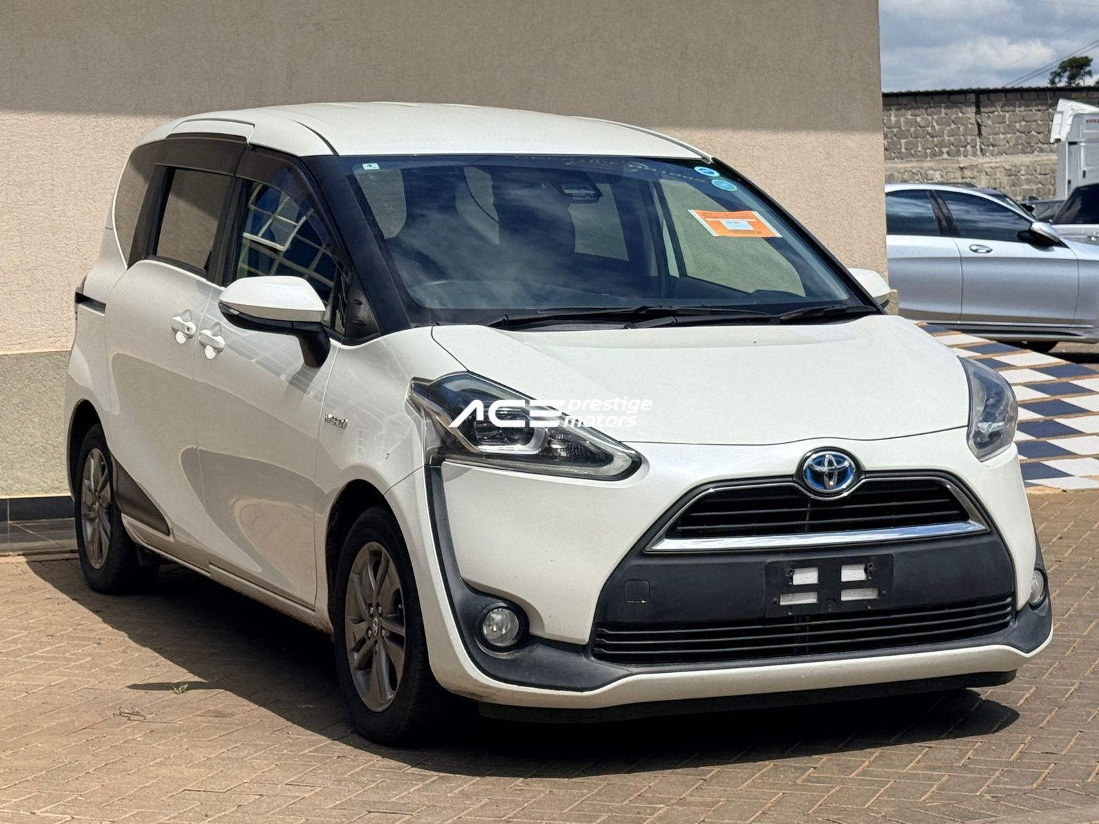 Image of Toyota Sienta Hybrid YOM - 2018