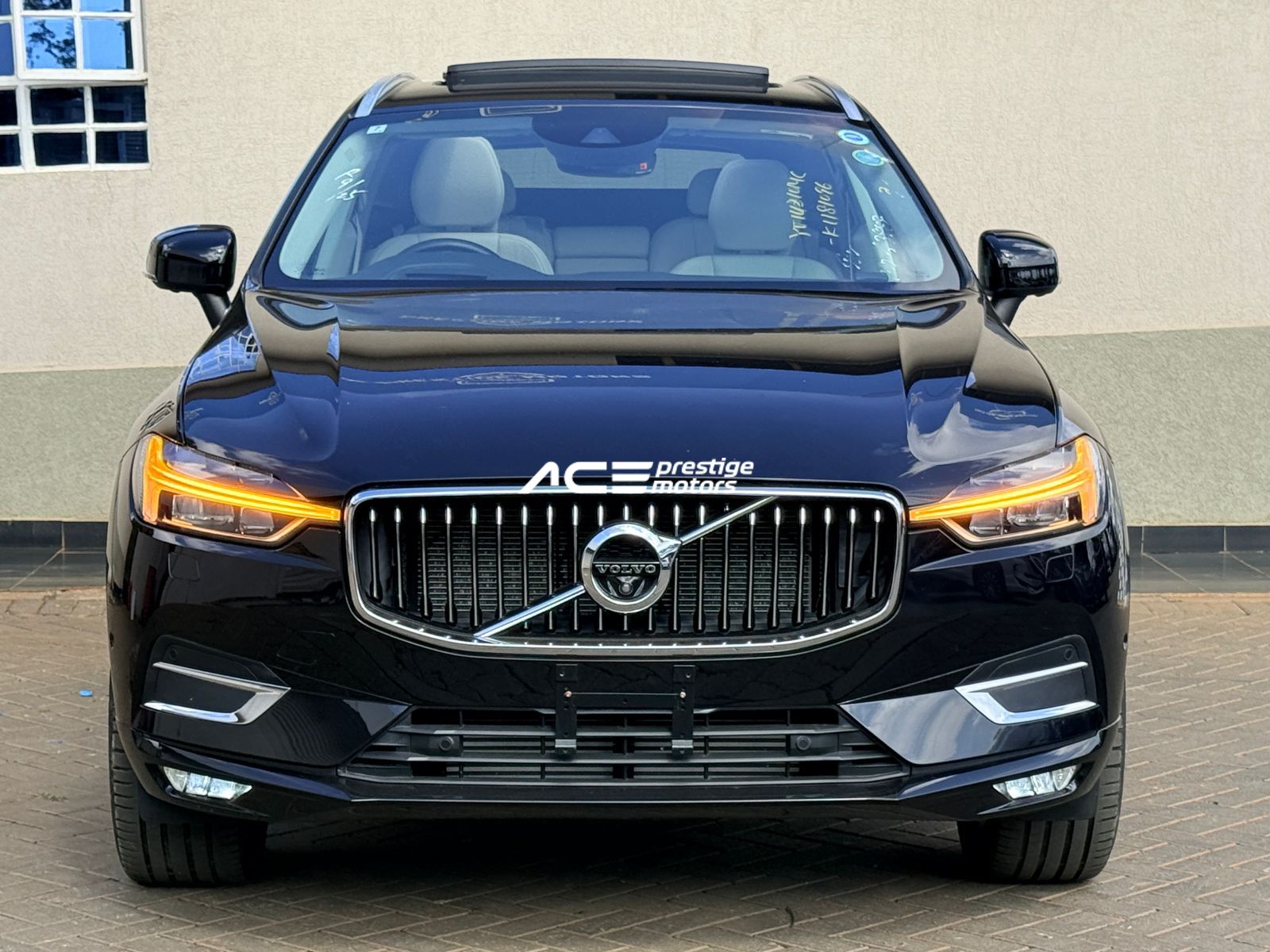 Image of Volvo XC60 T5 Inscription AWD YOM - 2018