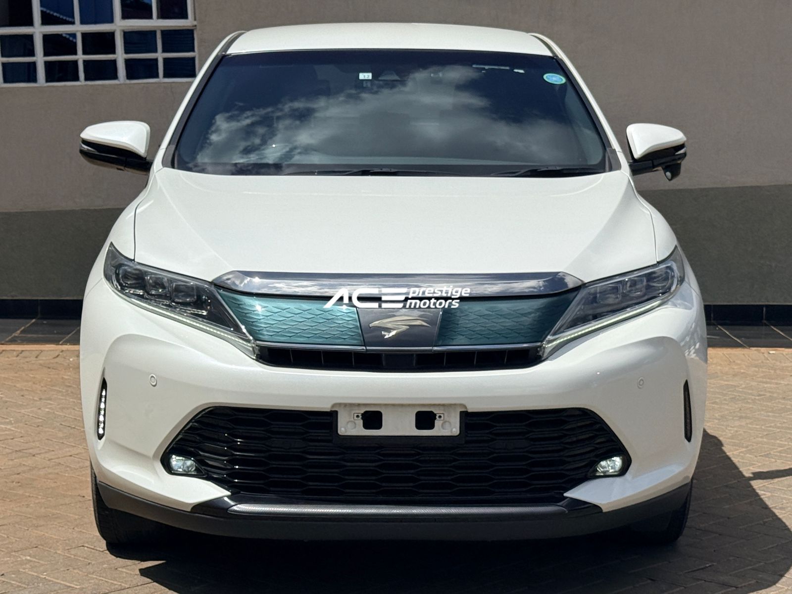 Image of Toyota Harrier Turbo YOM - 2018