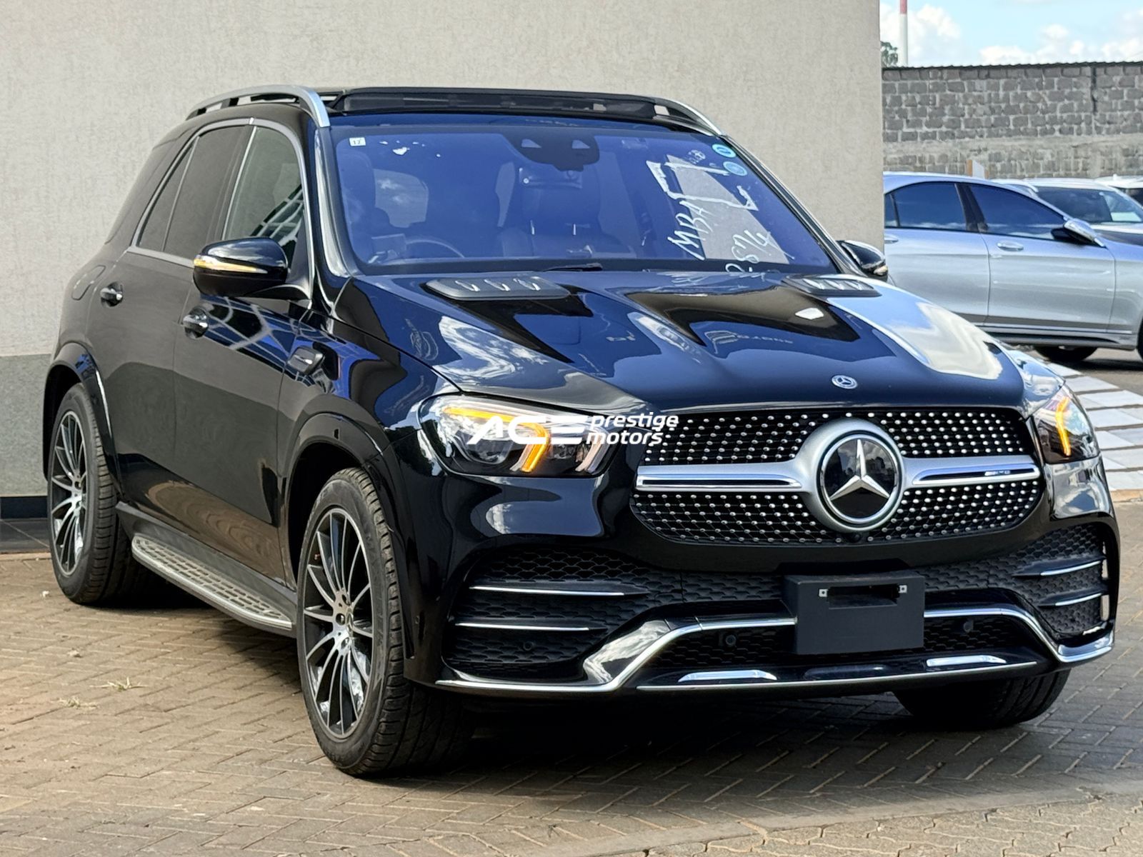 Image of Mercedes-Benz GLE400d YOM - 2020