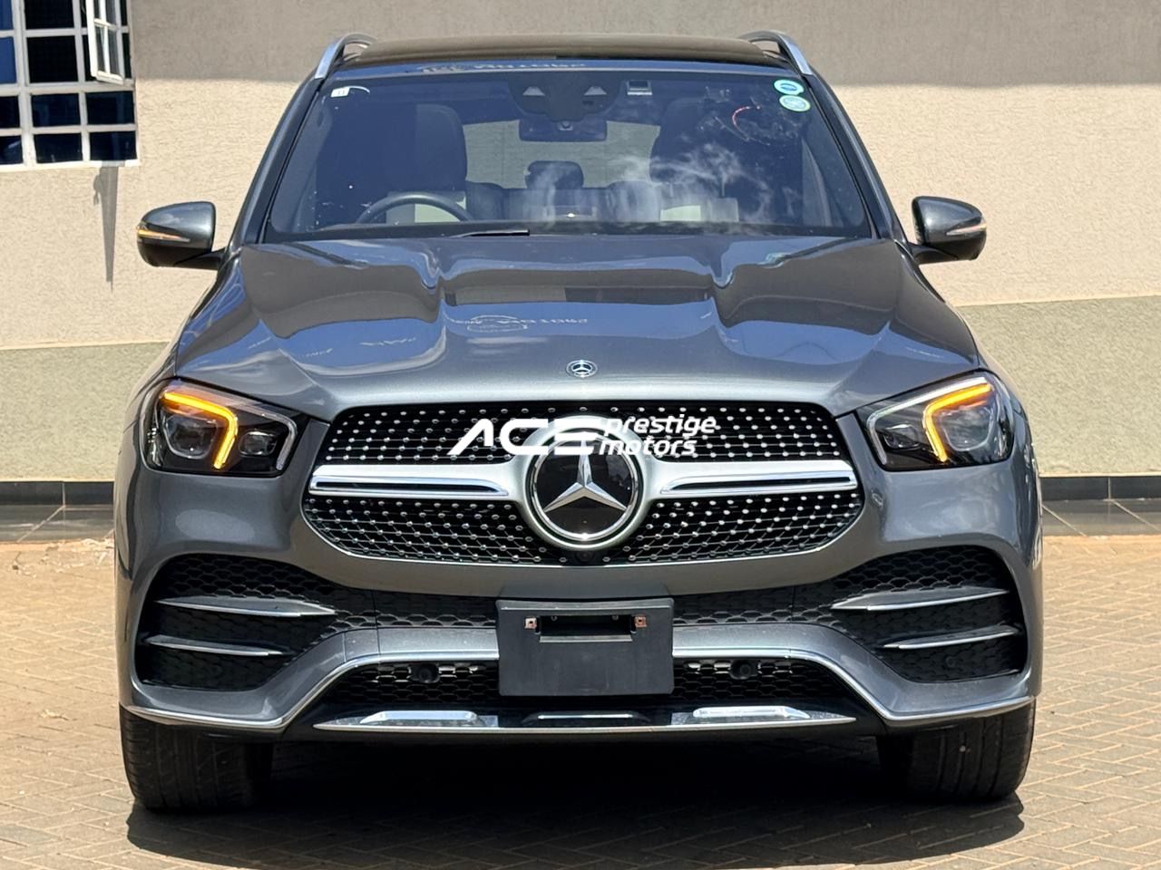 Image of Mercedes-Benz GLE300d YOM - 2020