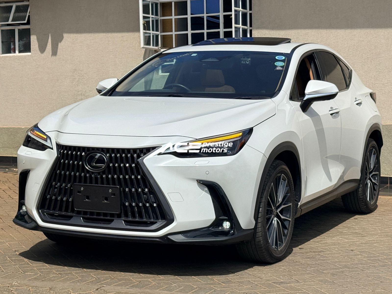Image of Lexus NX350h YOM - 2022