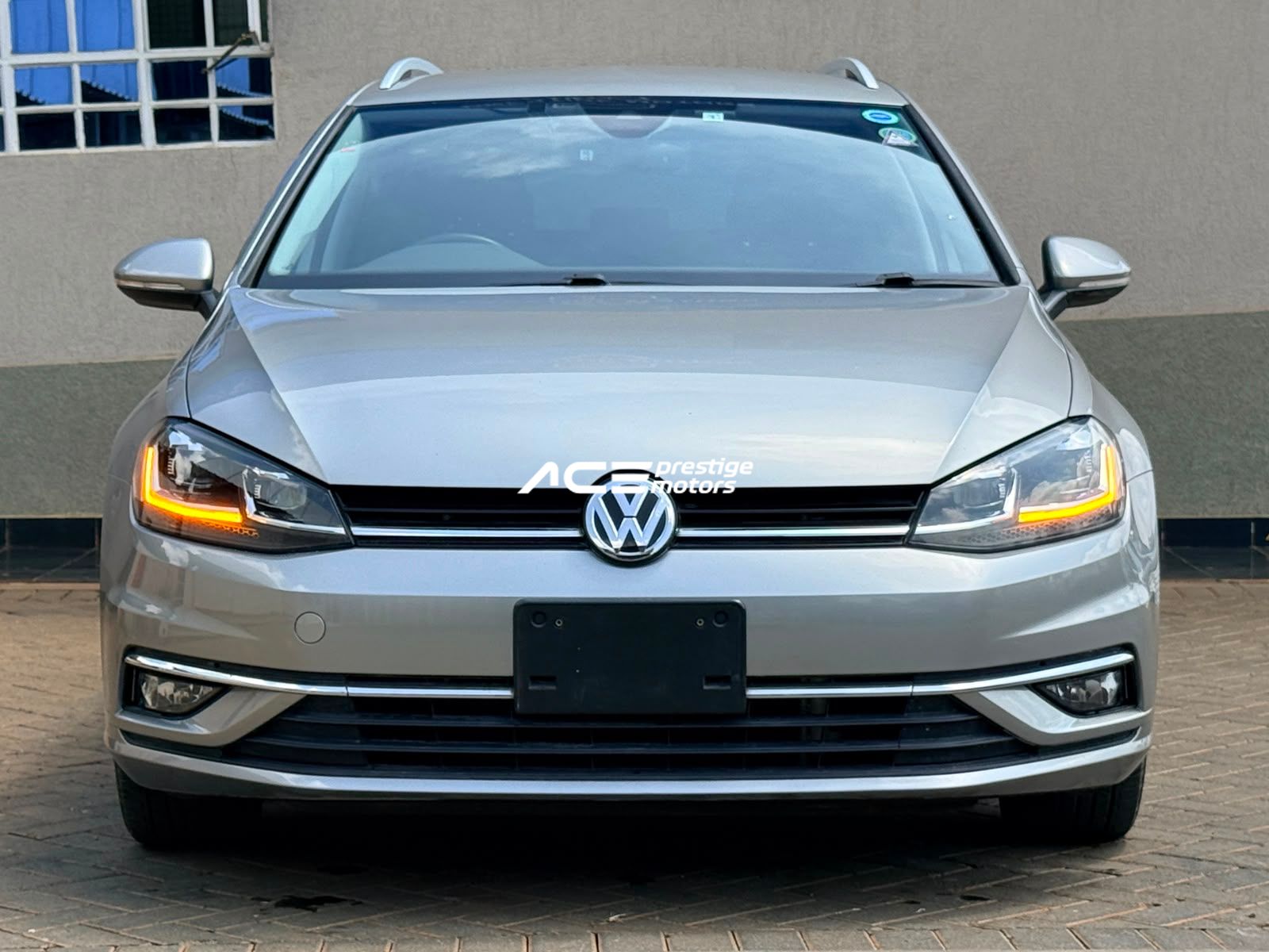 Image of Volkswagen Golf Variant YOM - 2019