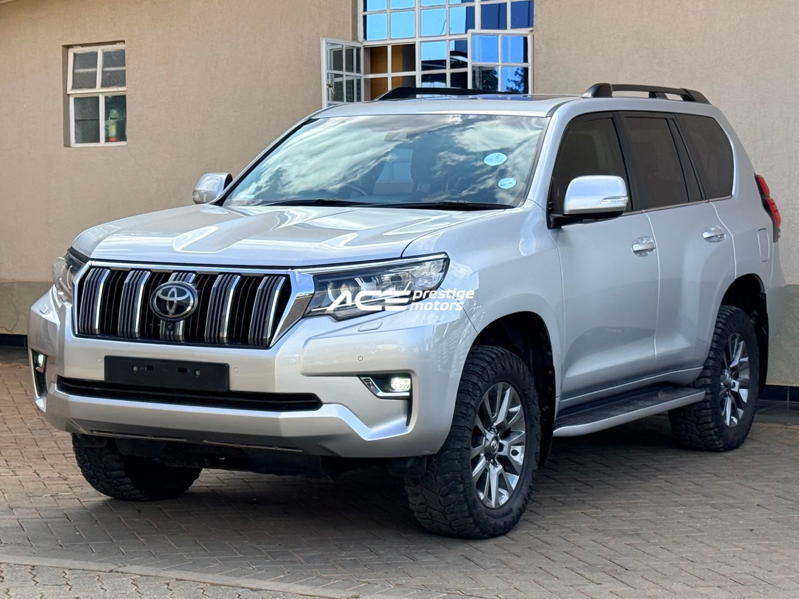 Image of Toyota Land Cruiser Prado VXL YOM - 2019
