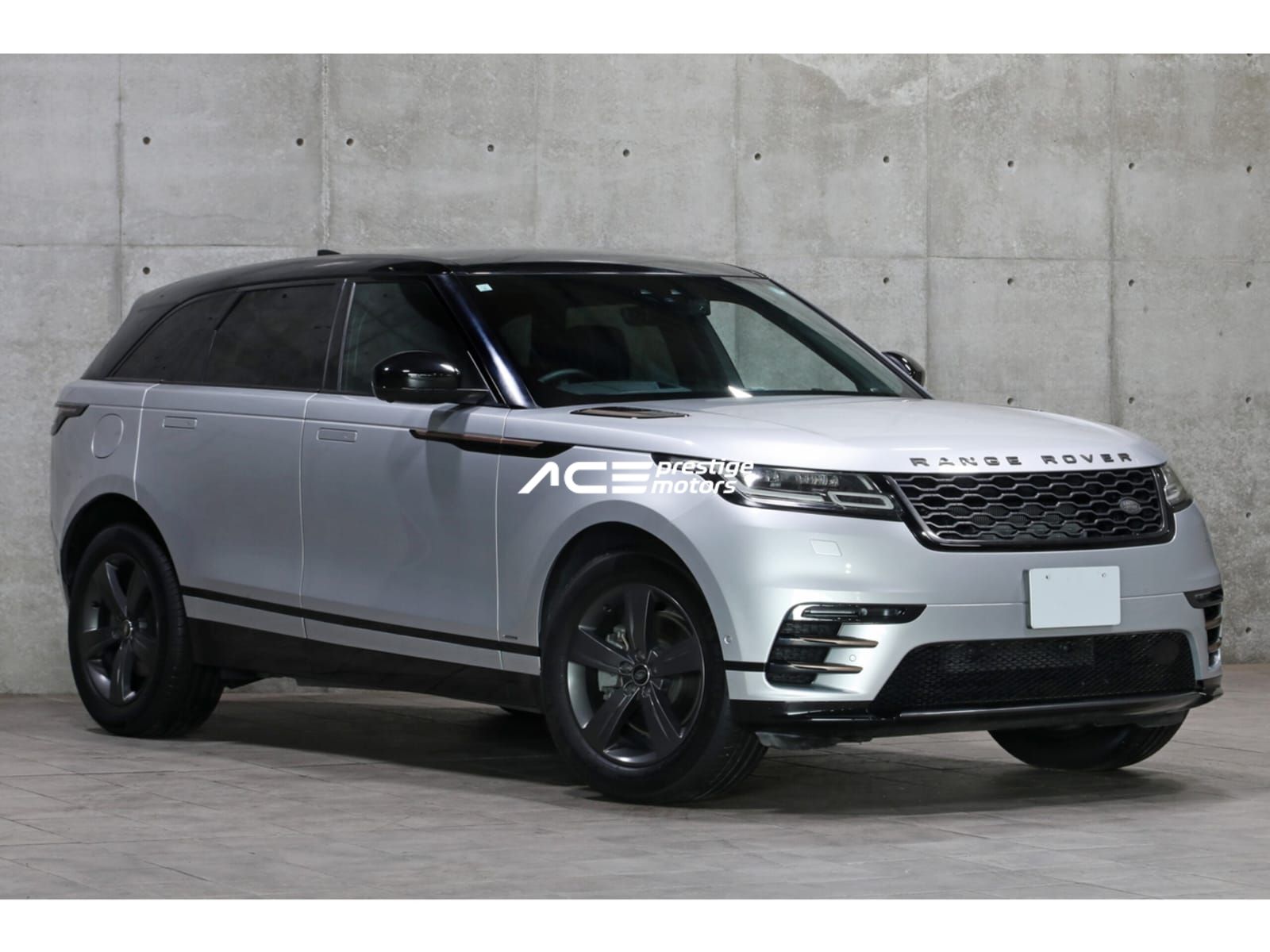 Image of Land Rover Range Rover Velar R-Dynamic S YOM - 2019