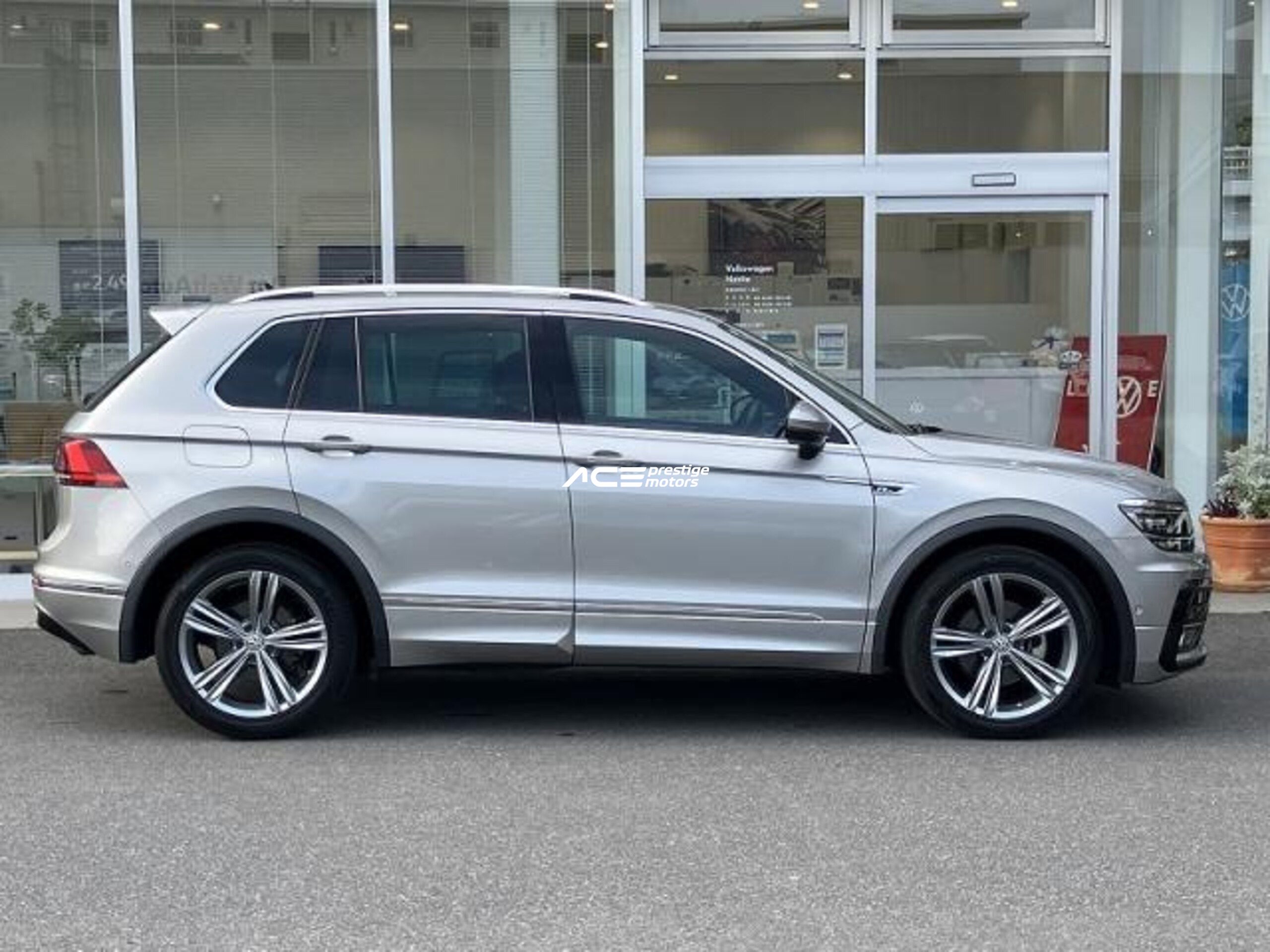 Image of Volkswagen Tiguan YOM - 2020
