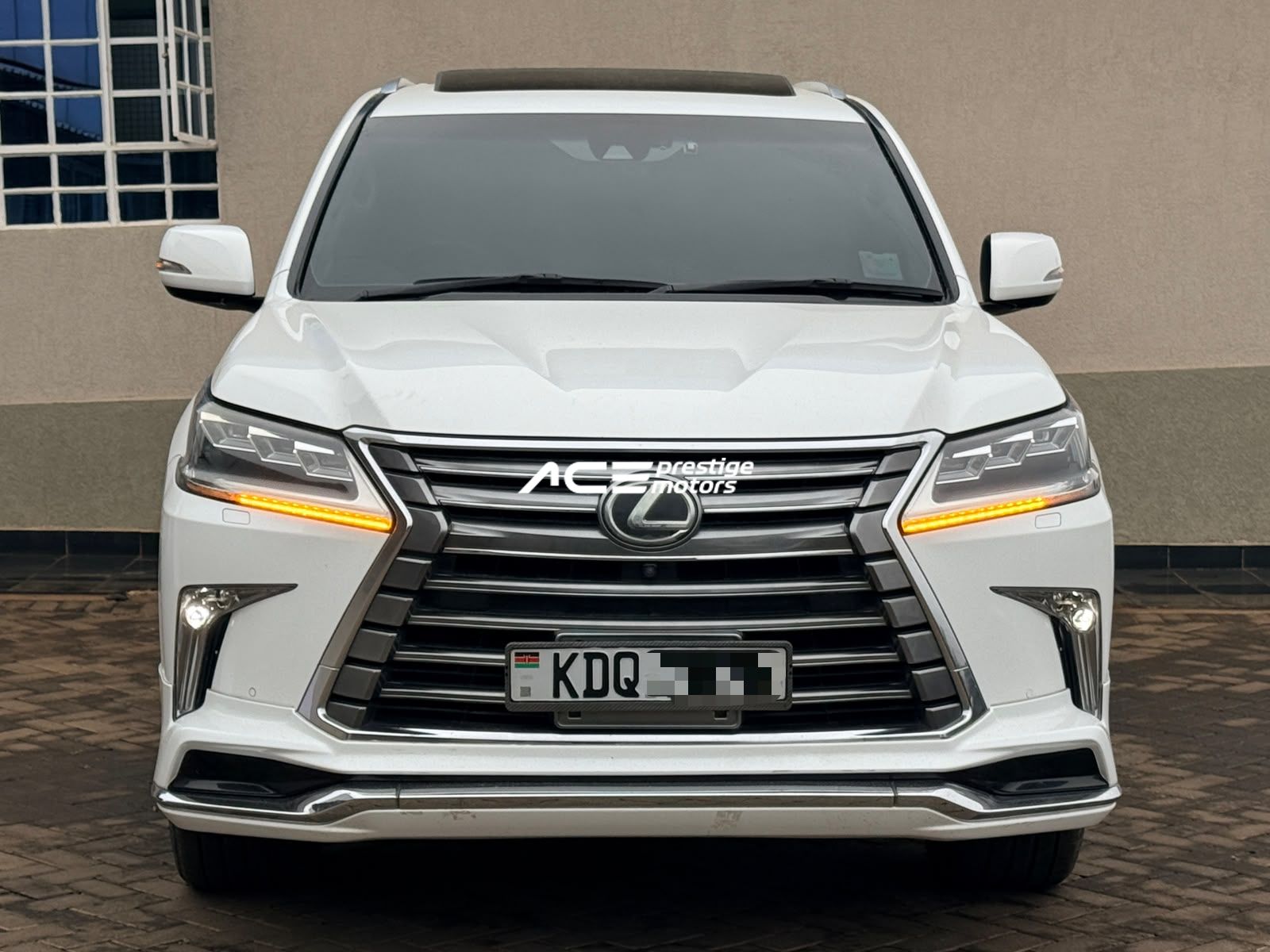 Image of Lexus LX570 YOM - 2017