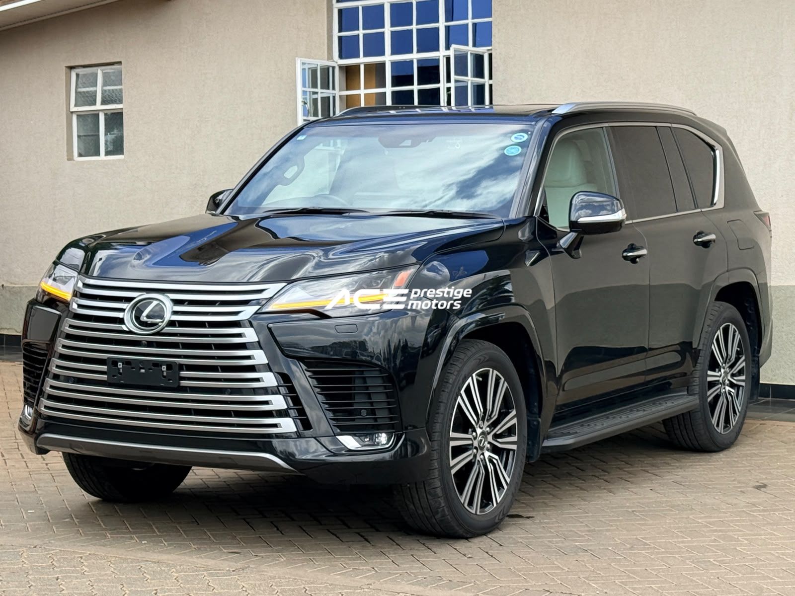 Image of Lexus LX600 YOM - 2023