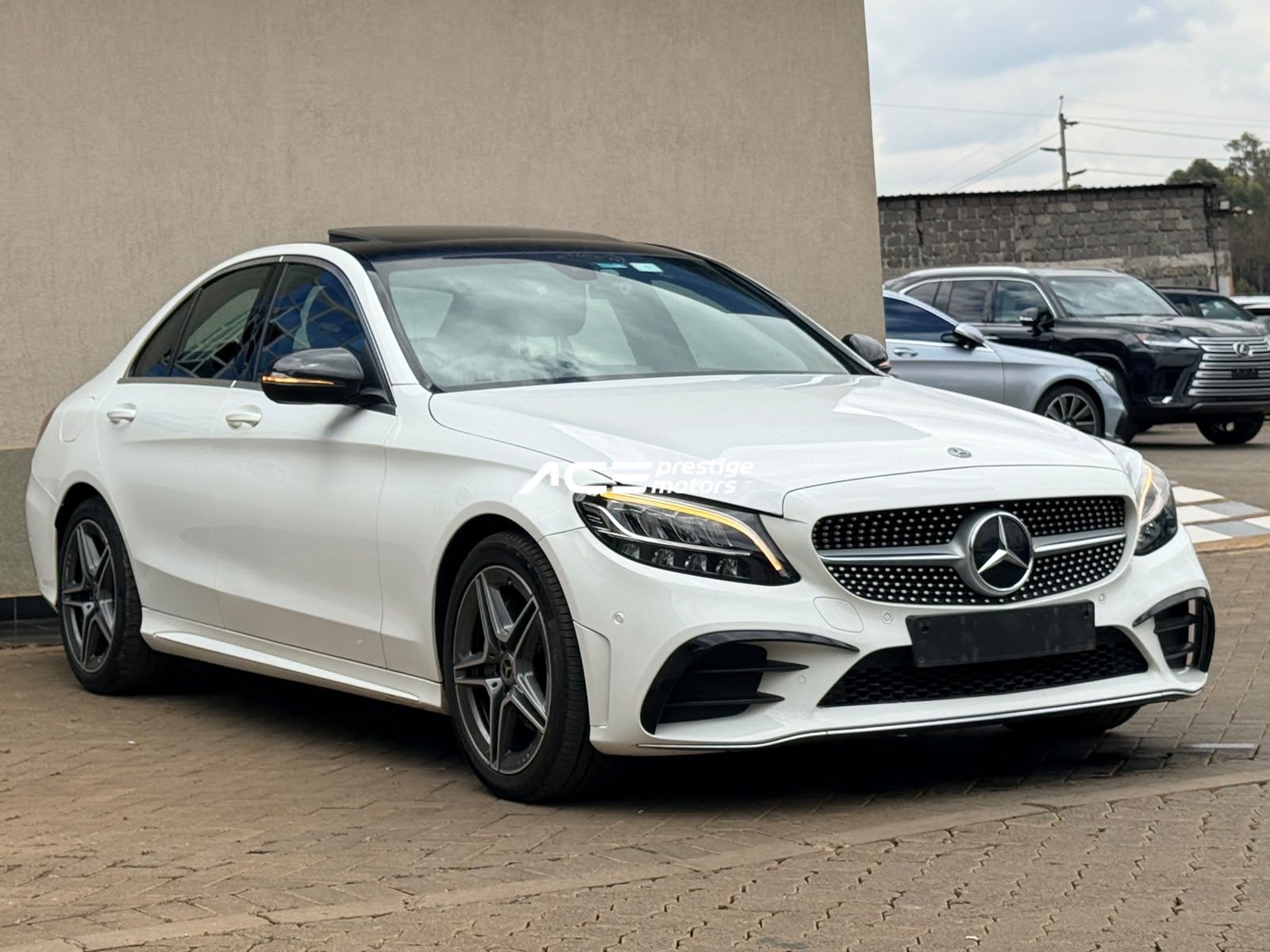 Mercedes-Benz C200