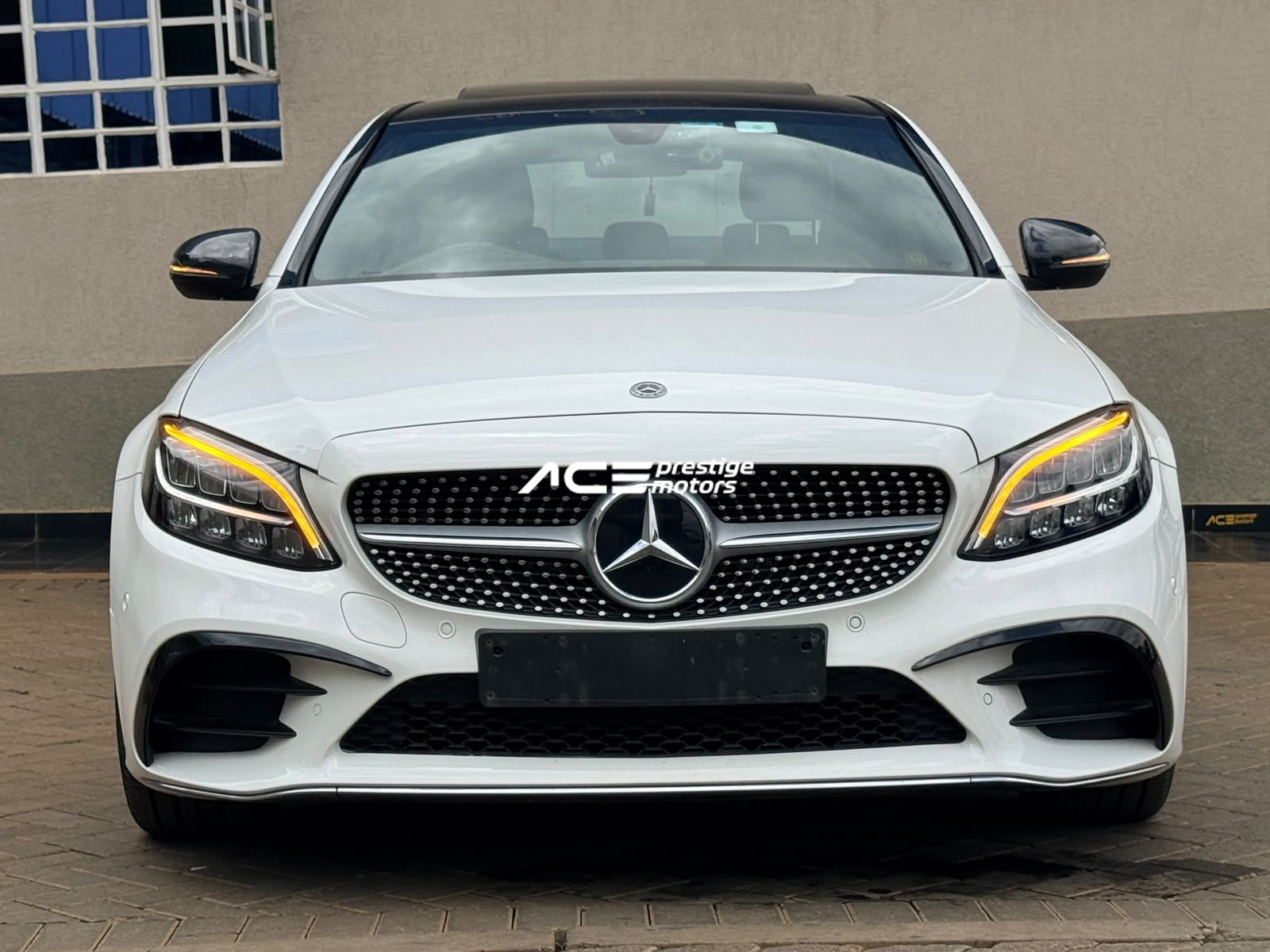 Image of Mercedes-Benz C200 YOM - 2019